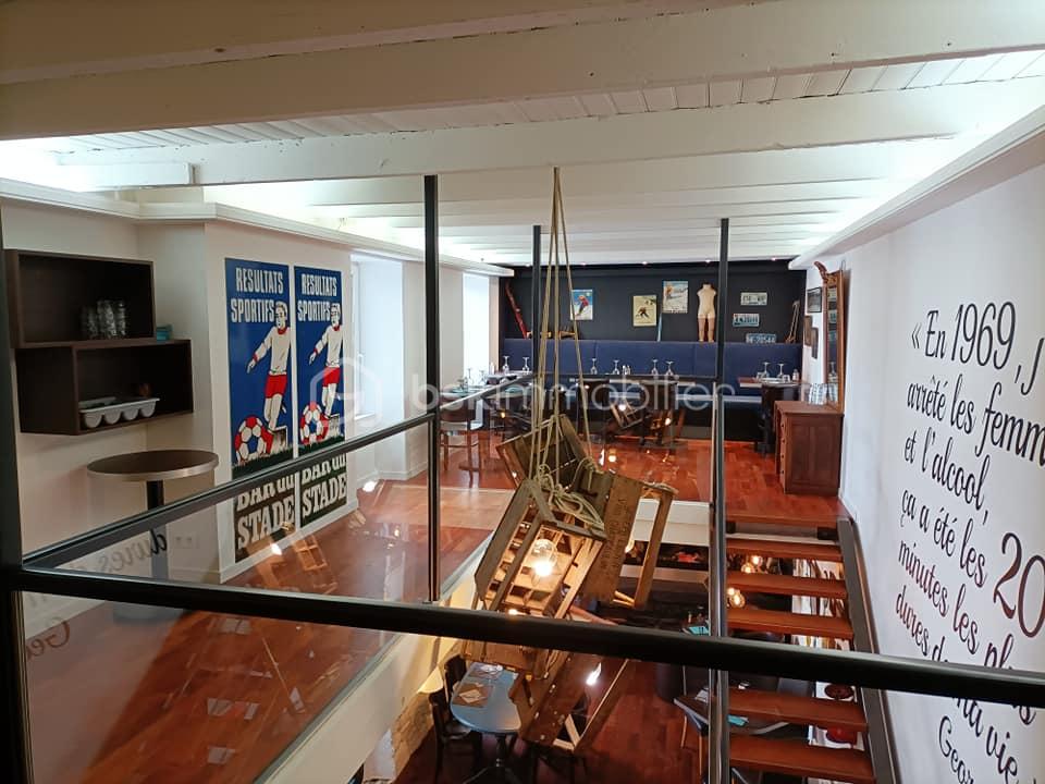 Fonds de commerce - SALLE FB2.jpg