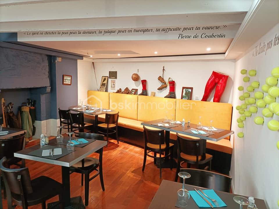 Fonds de commerce - SALLE FB.jpg