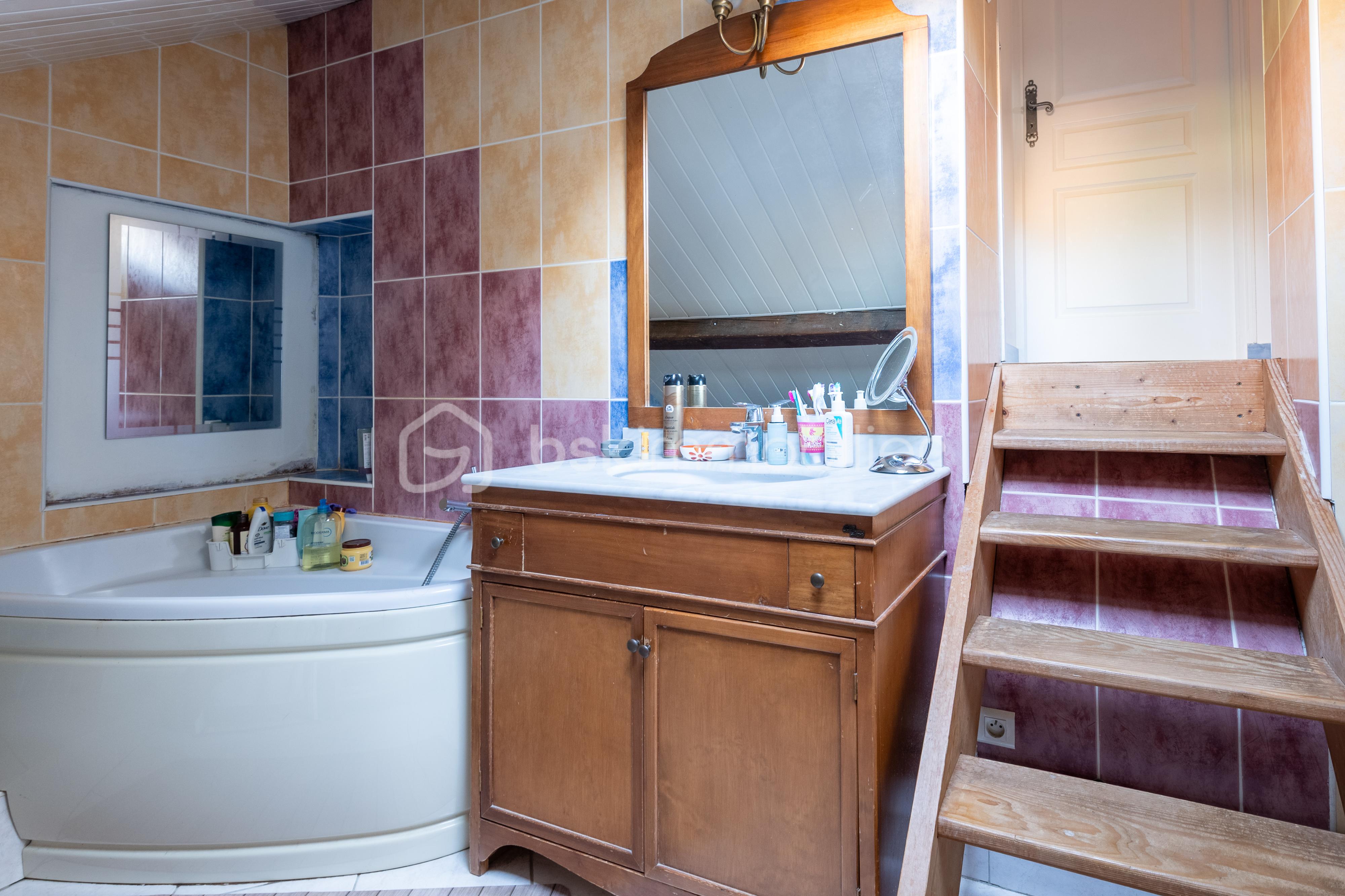 Maison en pierre de 125 m² - DELALEAU-BskRoyJB-OlivierReynes-18.jpg