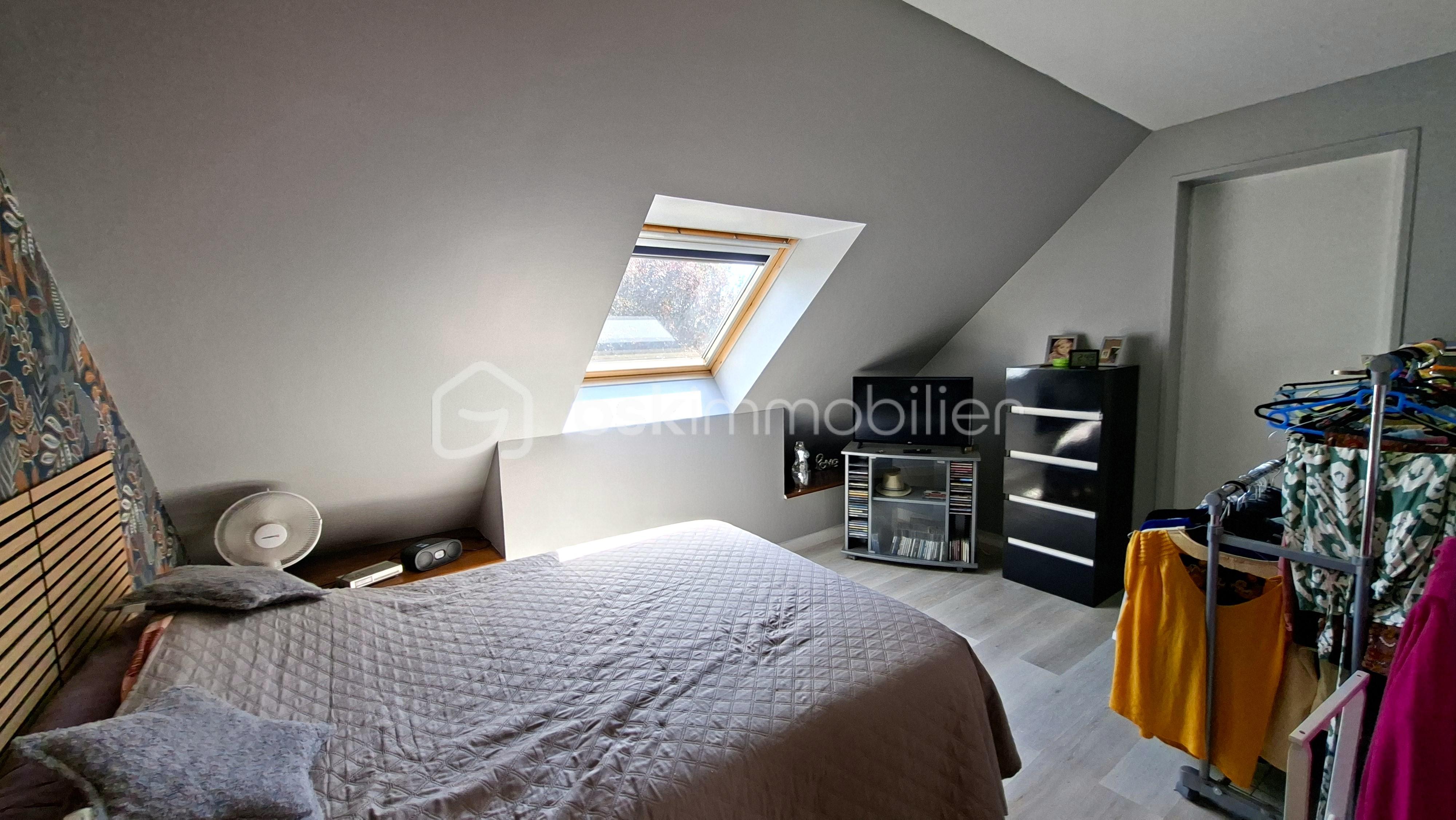 P chambre 1 2 avec salle d'eau .jpg