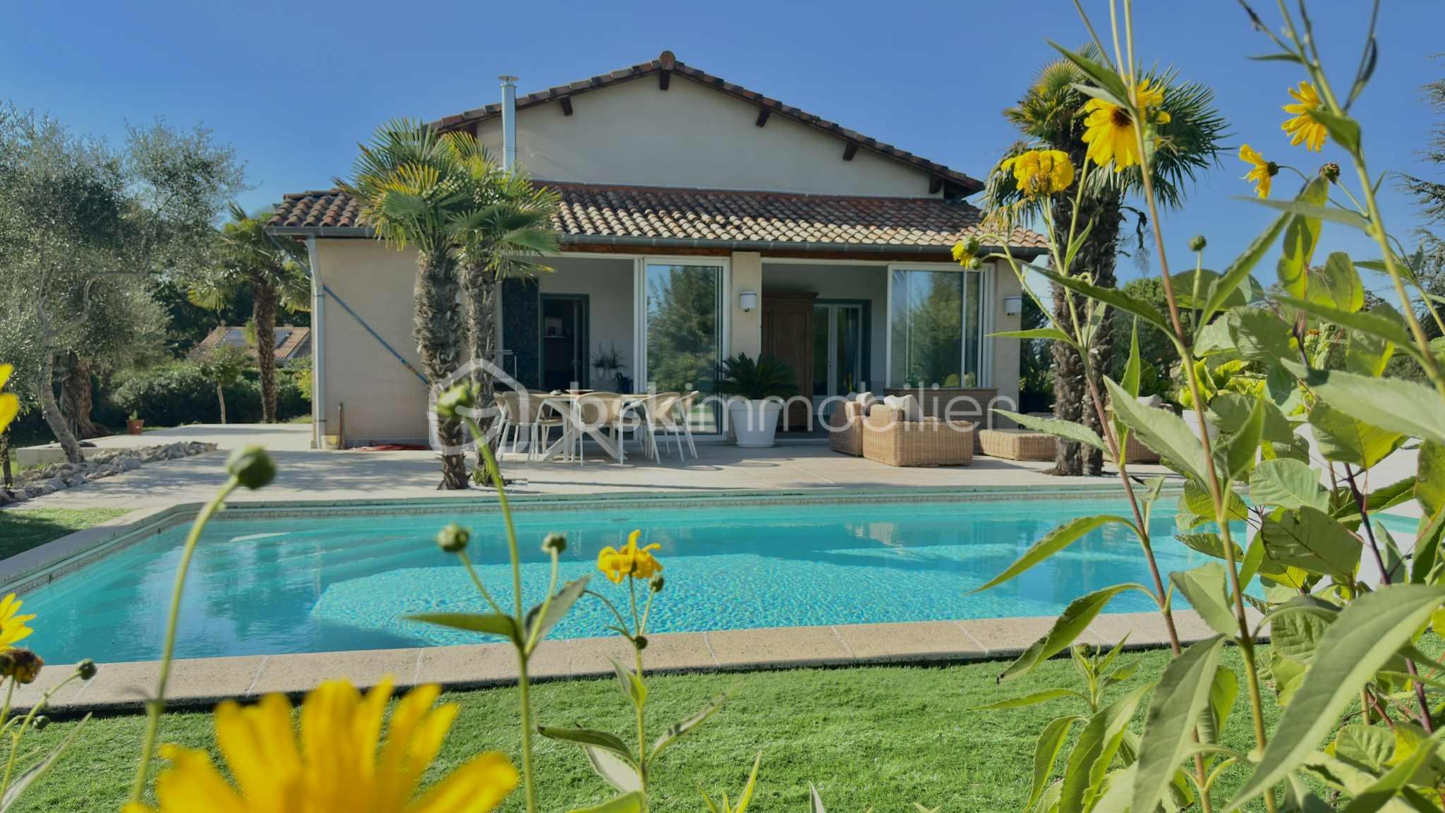 Maison traditionnelle de 165 m² - 80eee13e-f6fd-4422-a684-503029b5f33b.jpeg