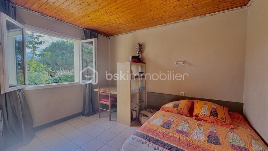 Maison traditionnelle de 165 m² - 091bd40f-720e-41fa-bcc1-1fcb808f187a.jpeg