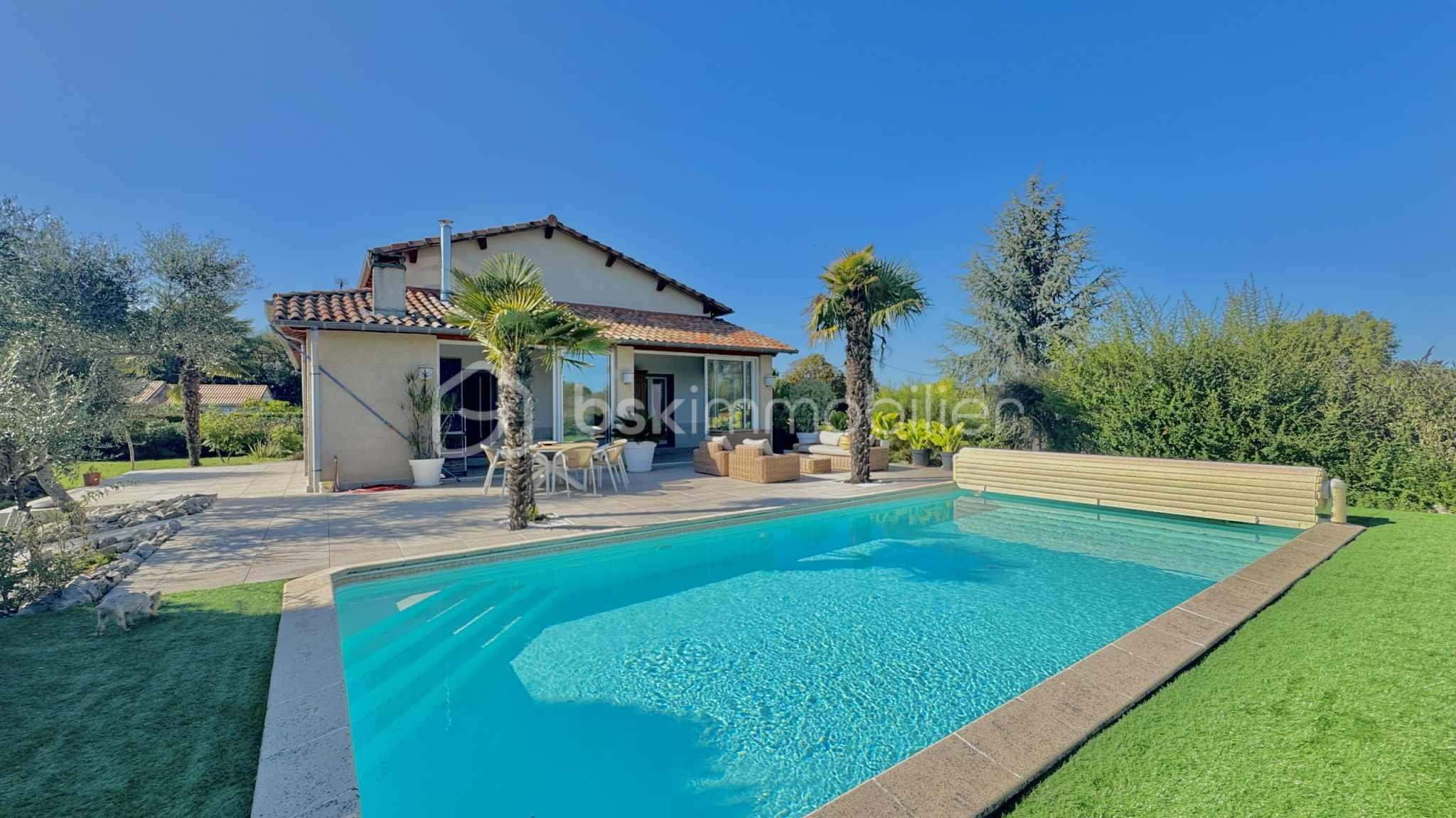 Maison traditionnelle de 165 m² - c2e48d7f-ebec-413e-b496-69a90ab7739c.jpeg