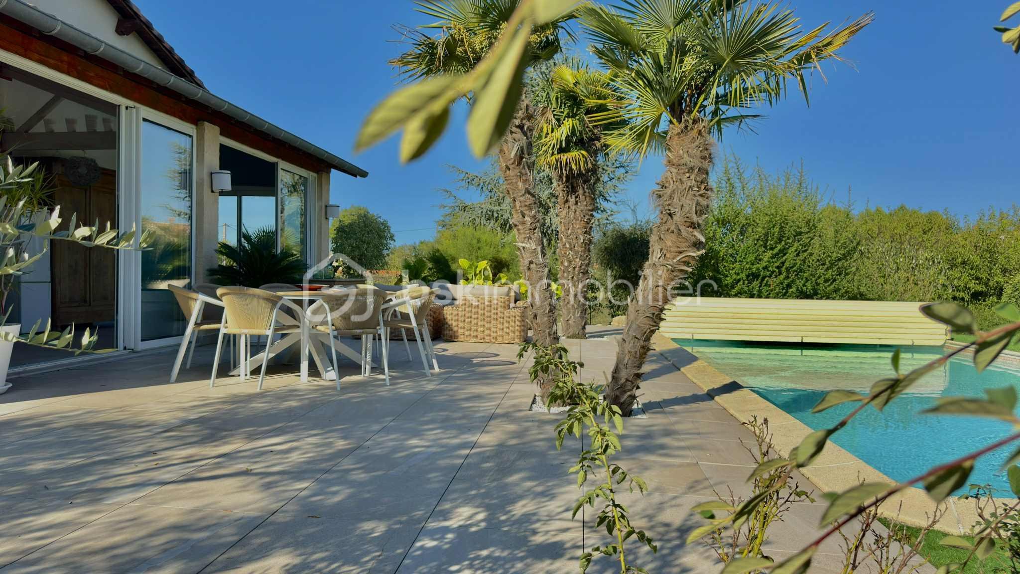 Maison traditionnelle de 165 m² - 43a9a841-1c90-4ec0-a427-8bbfc9b63009 (1).jpeg