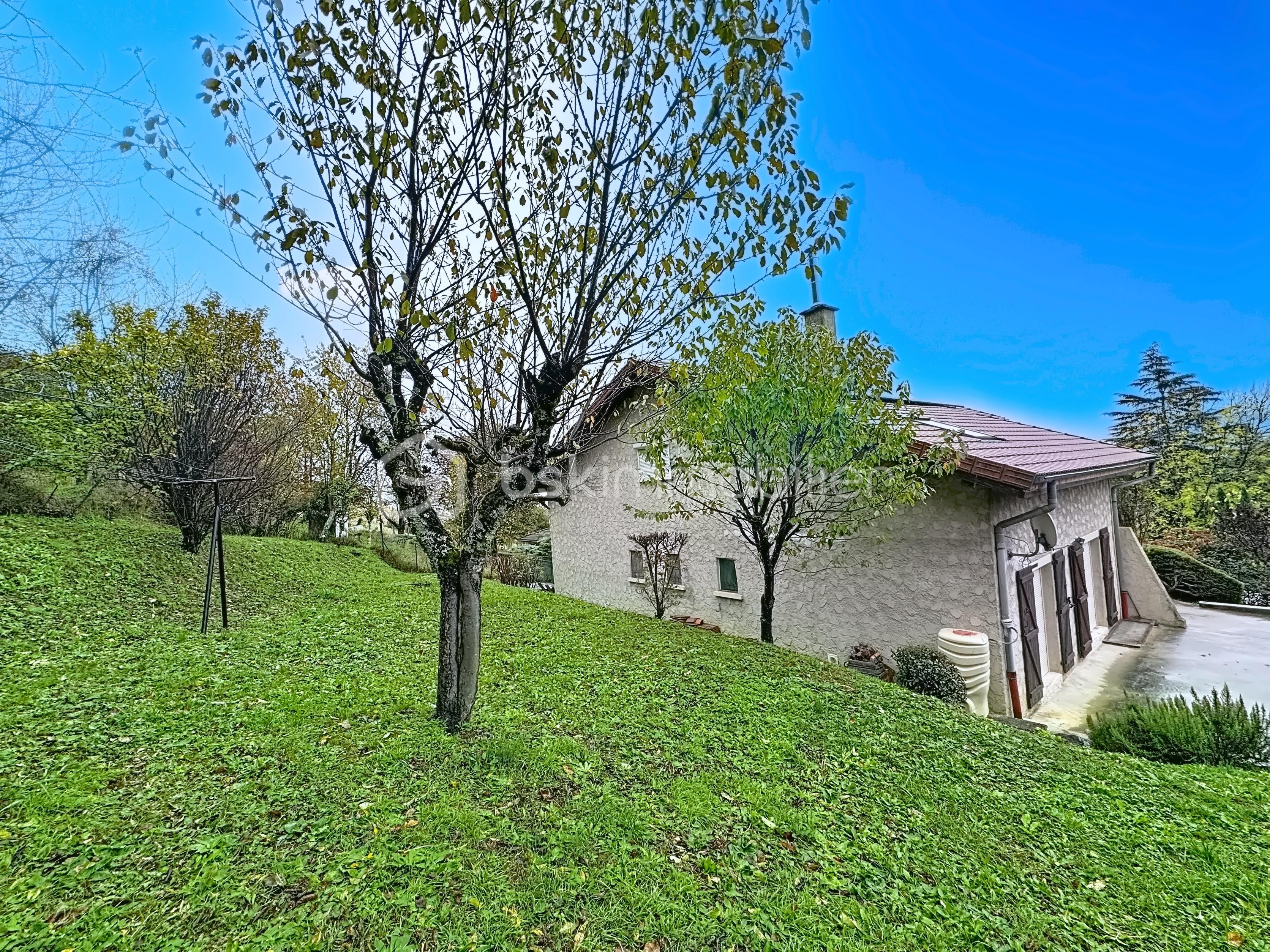 Maison de 152 m² - 1416ff1da2b179988b84a6f1f7818ee6.png