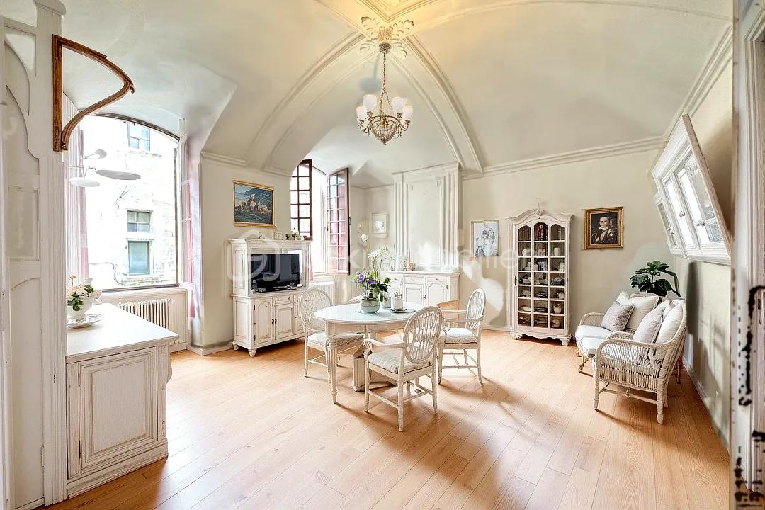 Maison en pierre de 110 m² - liloo-downloaderxlTPkm