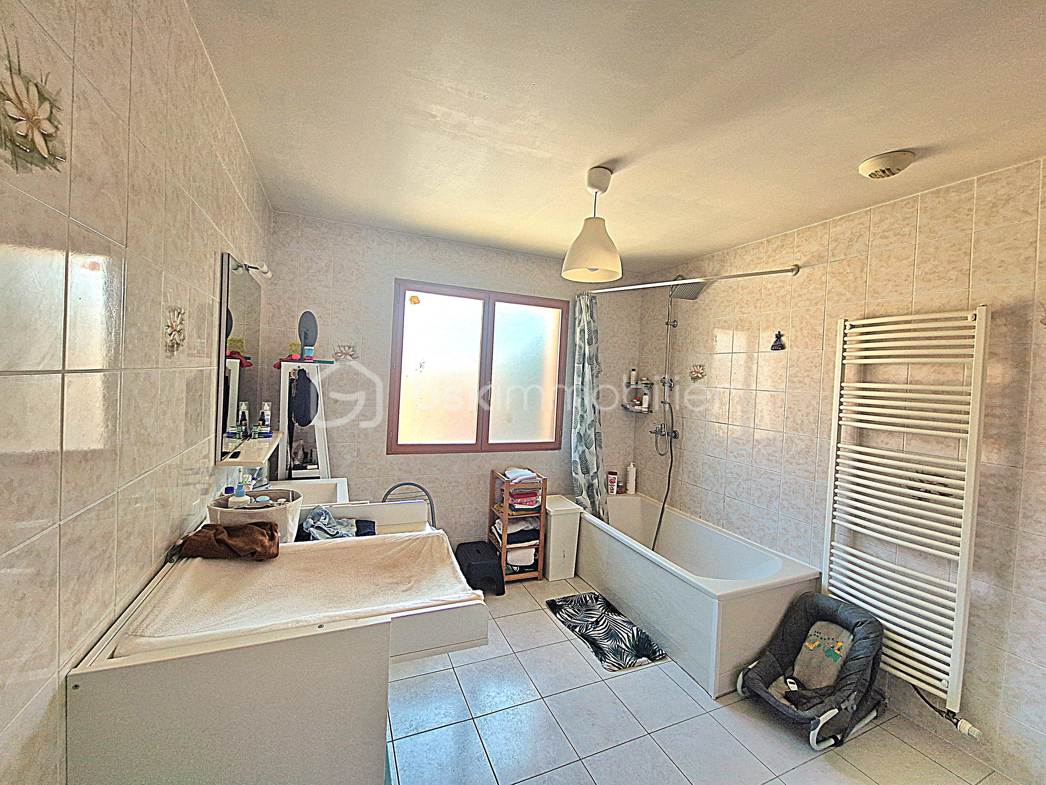 Maison traditionnelle de 102 m² - 1000018982.jpg