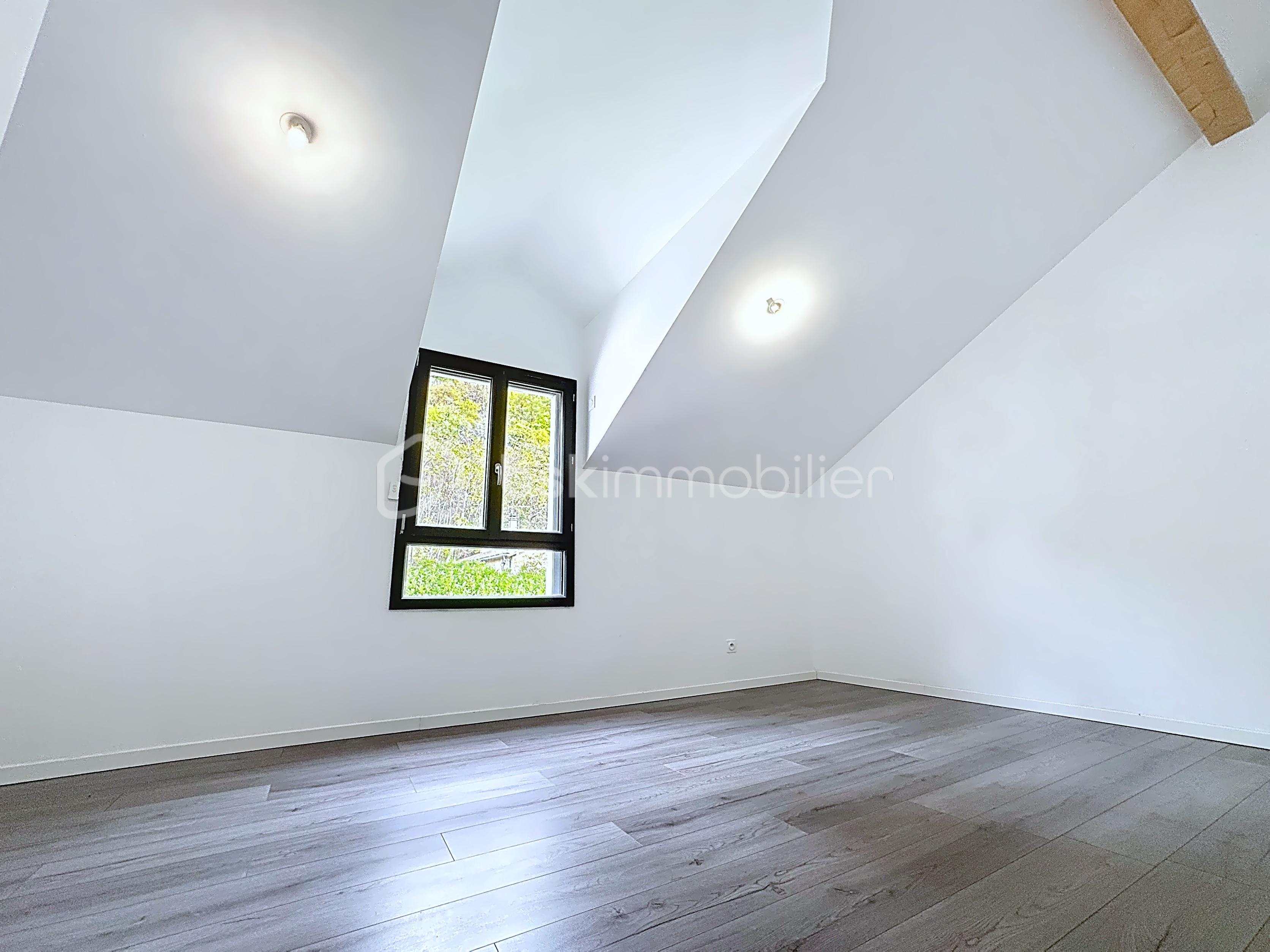 Maison de 115 m² - 8b49cb910795ffba5763928f11cc69e2.png