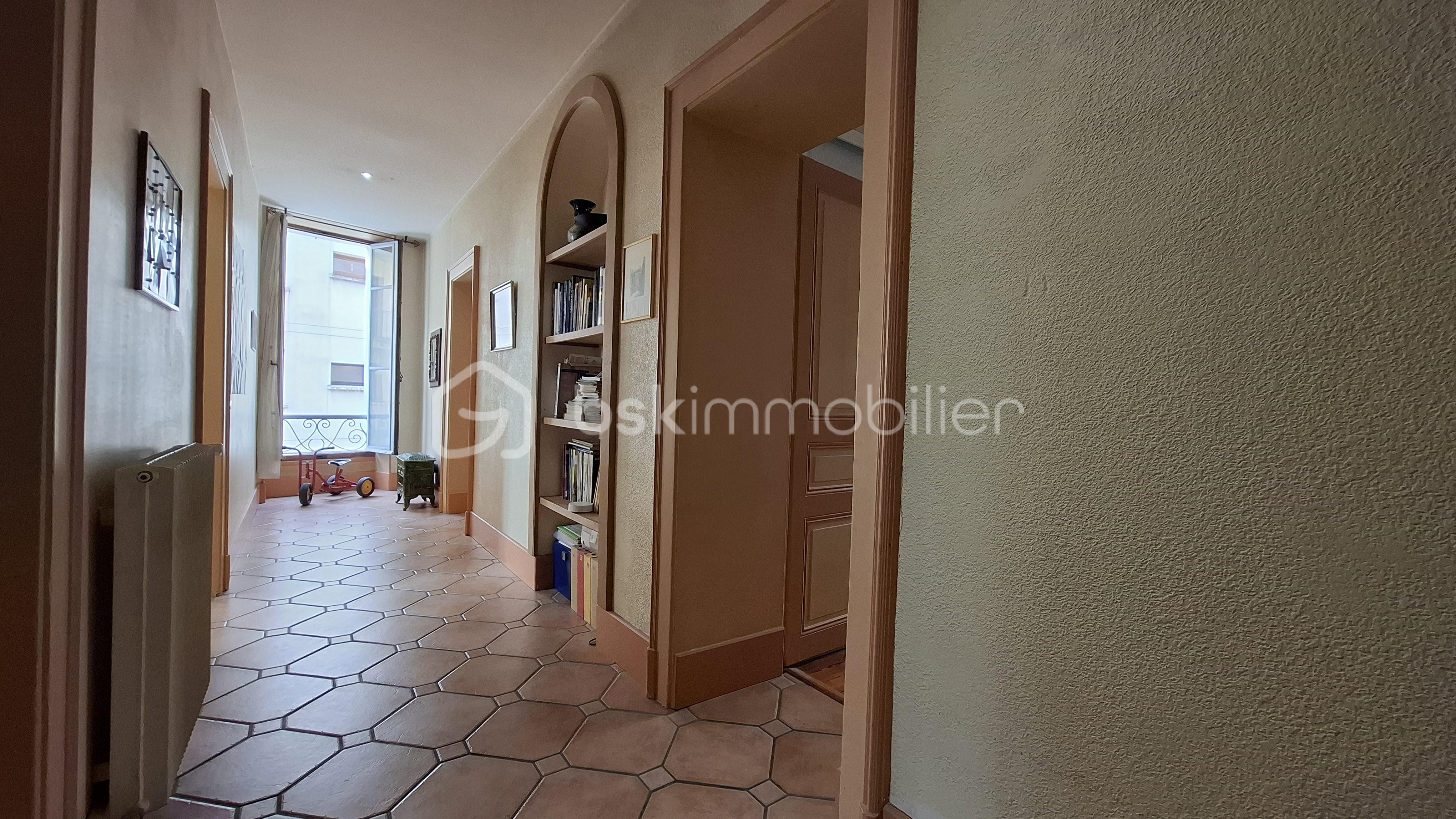 Appartement de 141,50 m² - 15.jpg