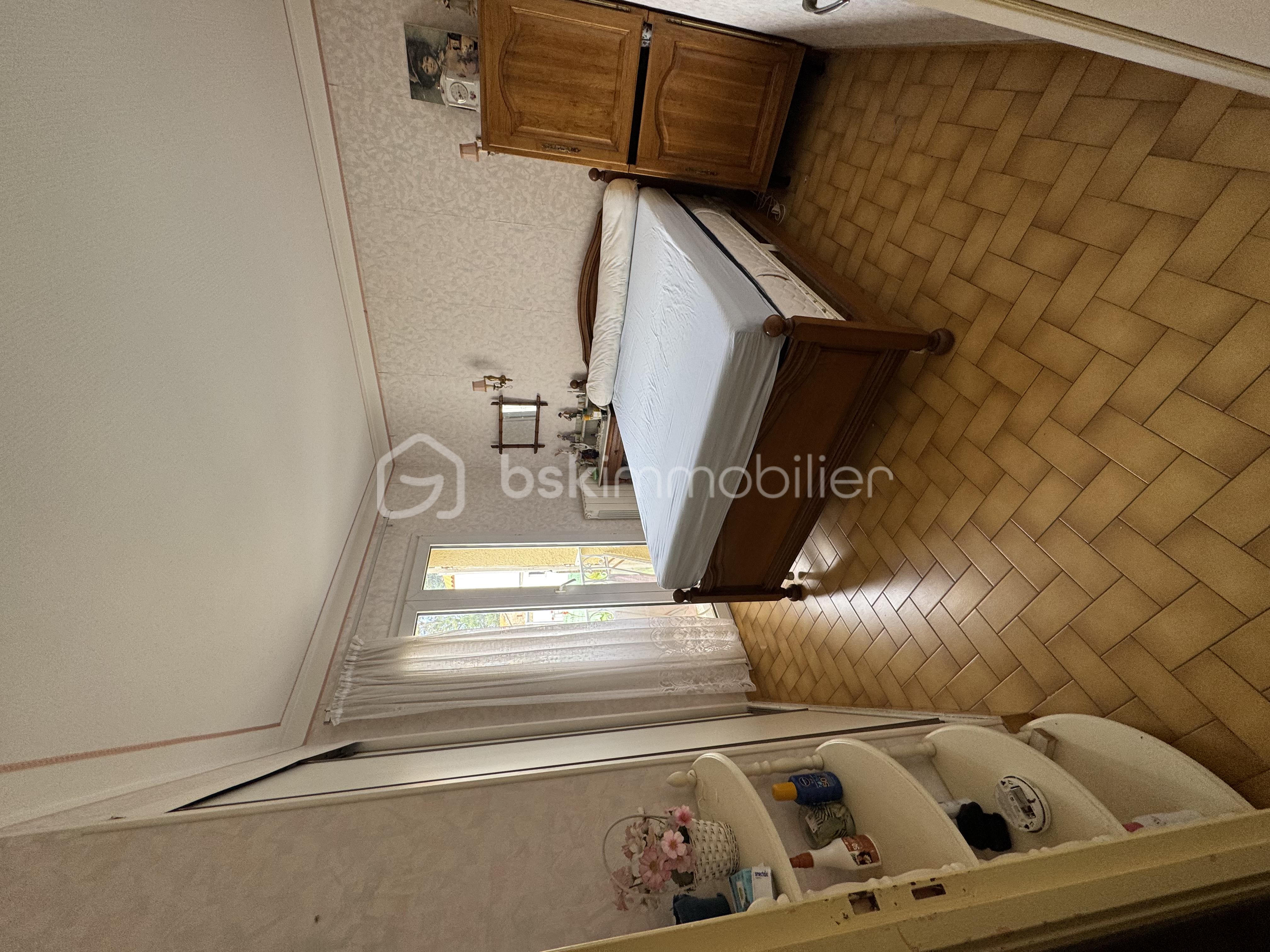 Maison de 147 m² - tempImage84TARI.png