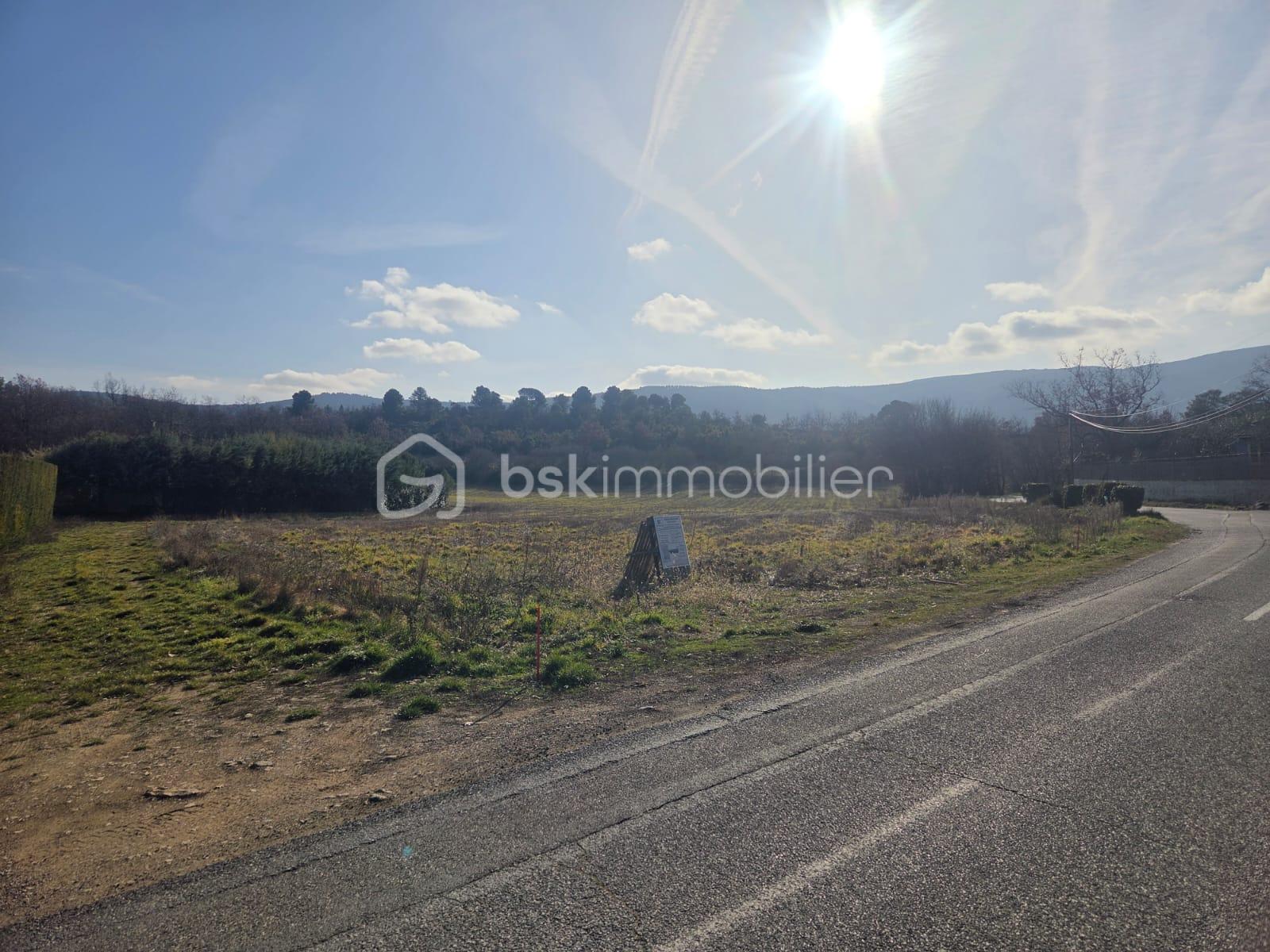 Terrain de 1 700 m² - WhatsApp Image 2026-01-22 at 10.44.28.jpeg
