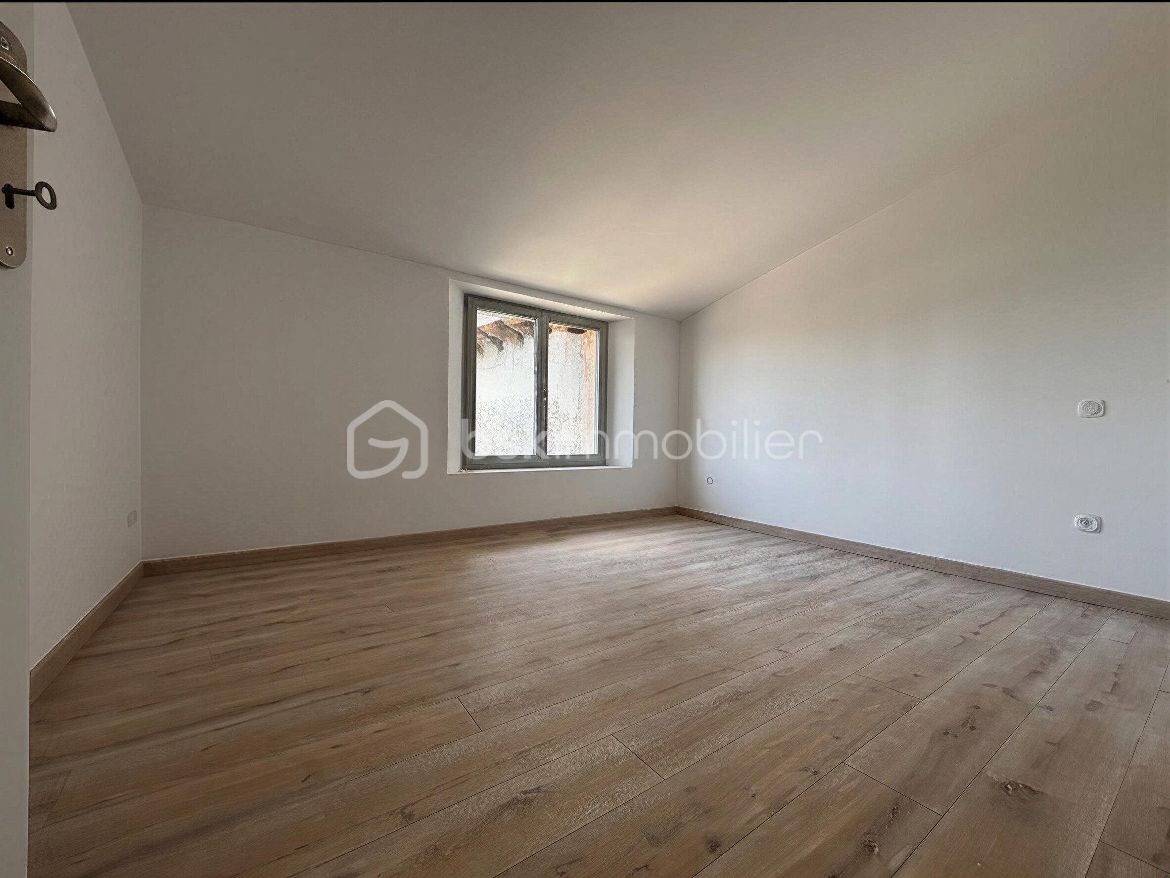 home_staging_output_1617.jpg