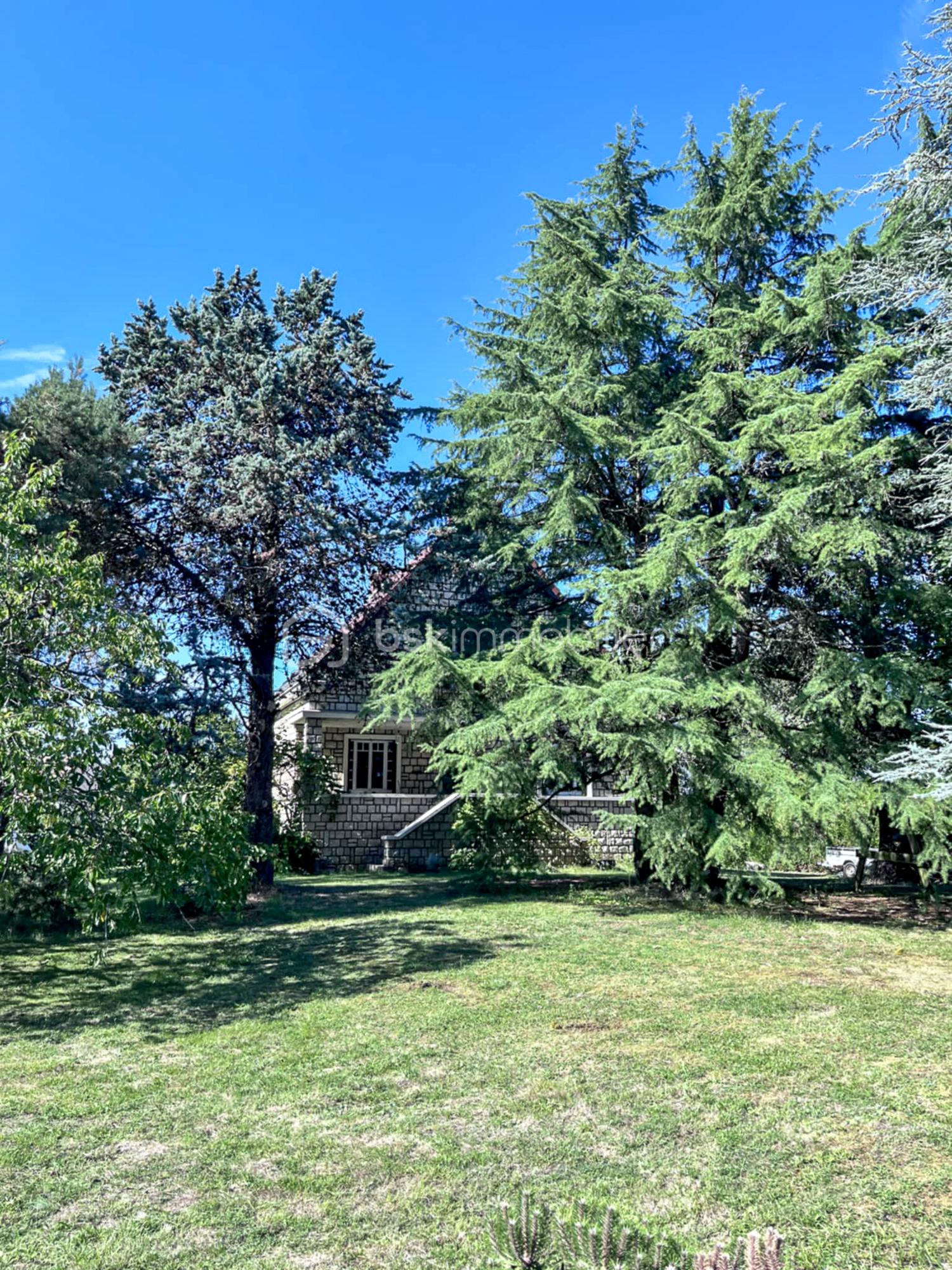 Maison de 230 m² - 4364307d-1745-4ca5-b530-02ae10141900.jpg