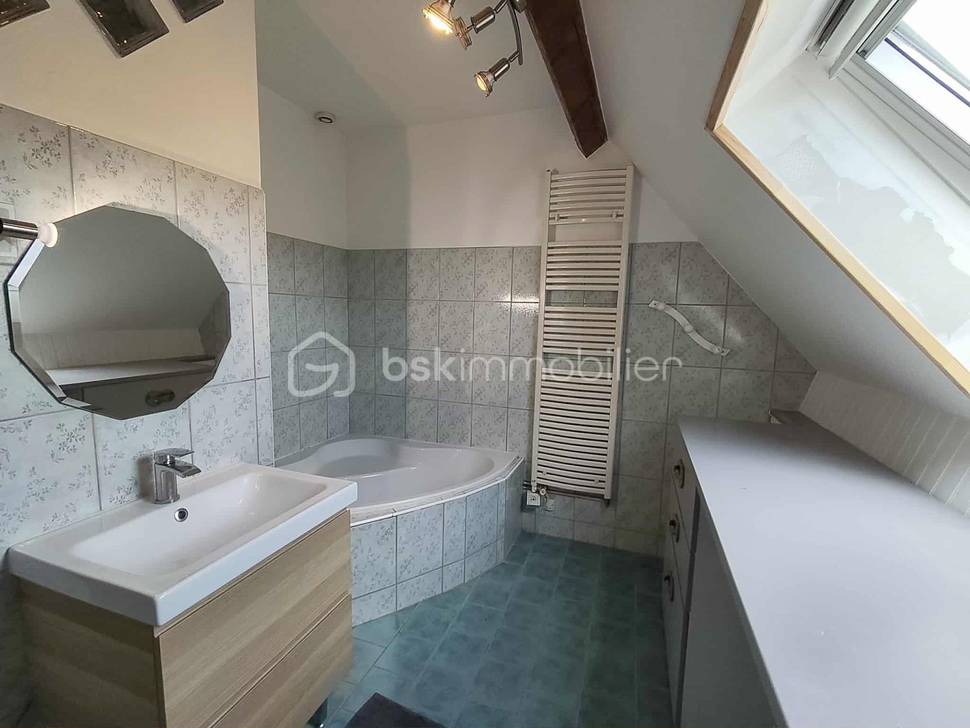 Maison de 230 m² - f0829c74-44a8-4867-86a3-87fc76612cf0.jpg