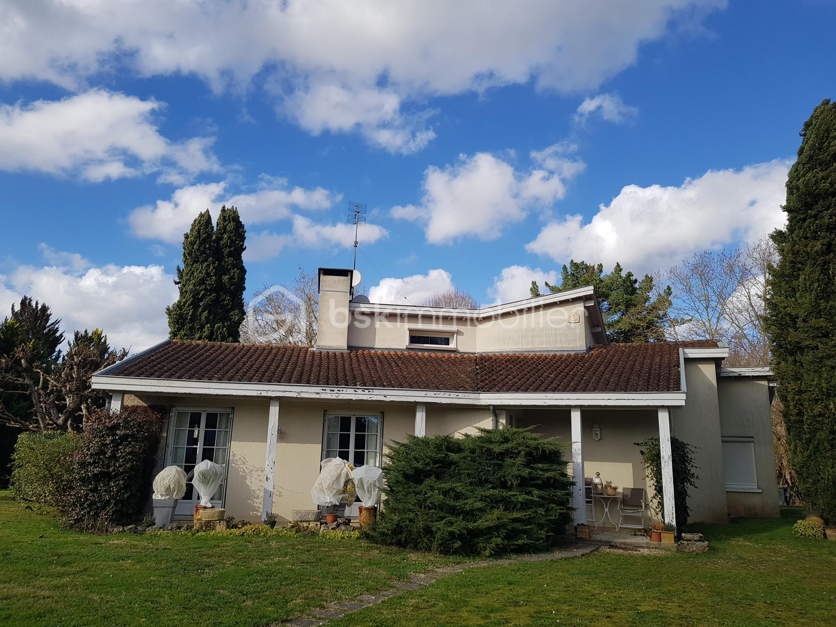 01MeilhanExterieur (1).jpg