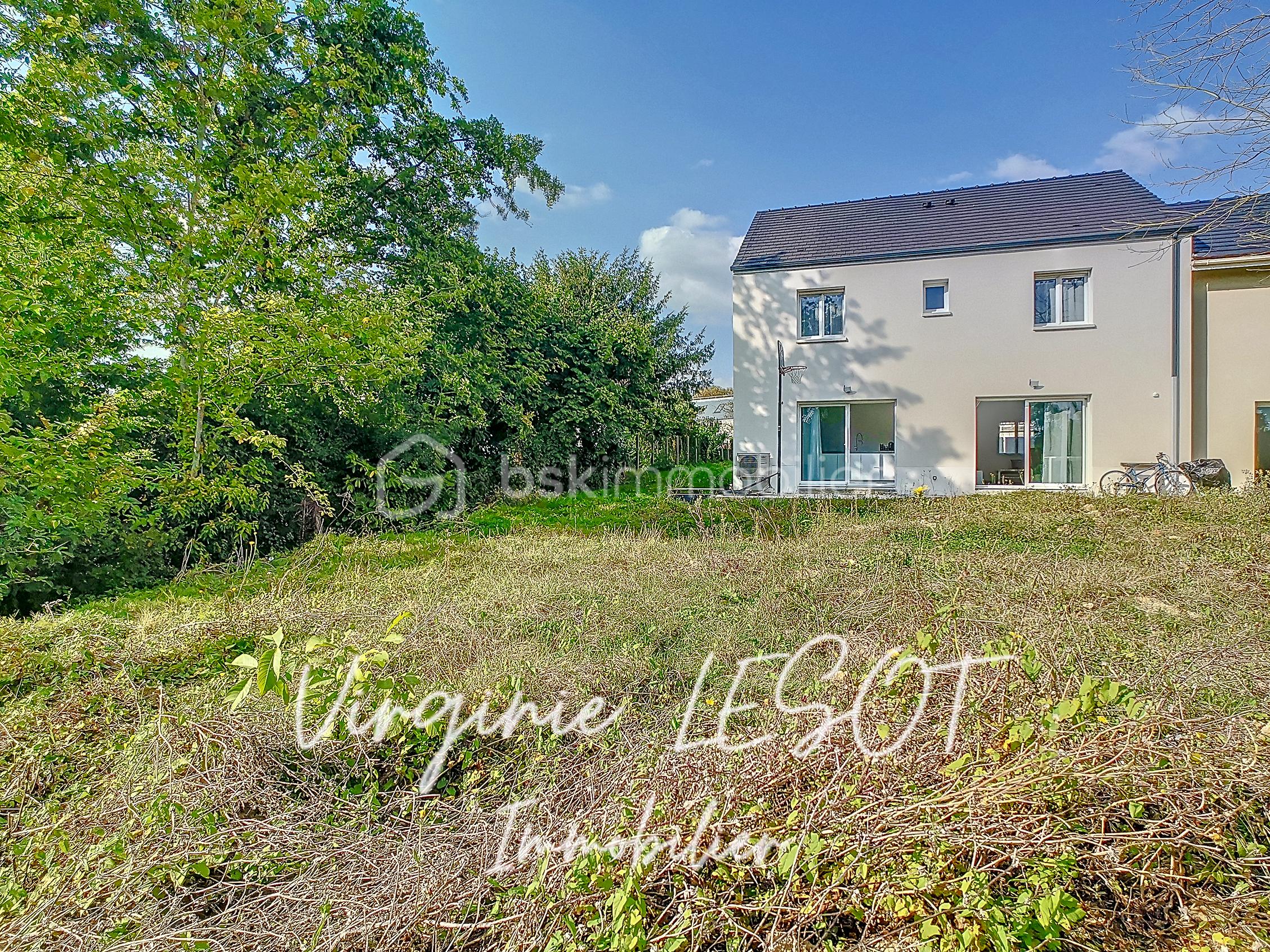 Maison contemporaine de 133 m² - EXT.jpg