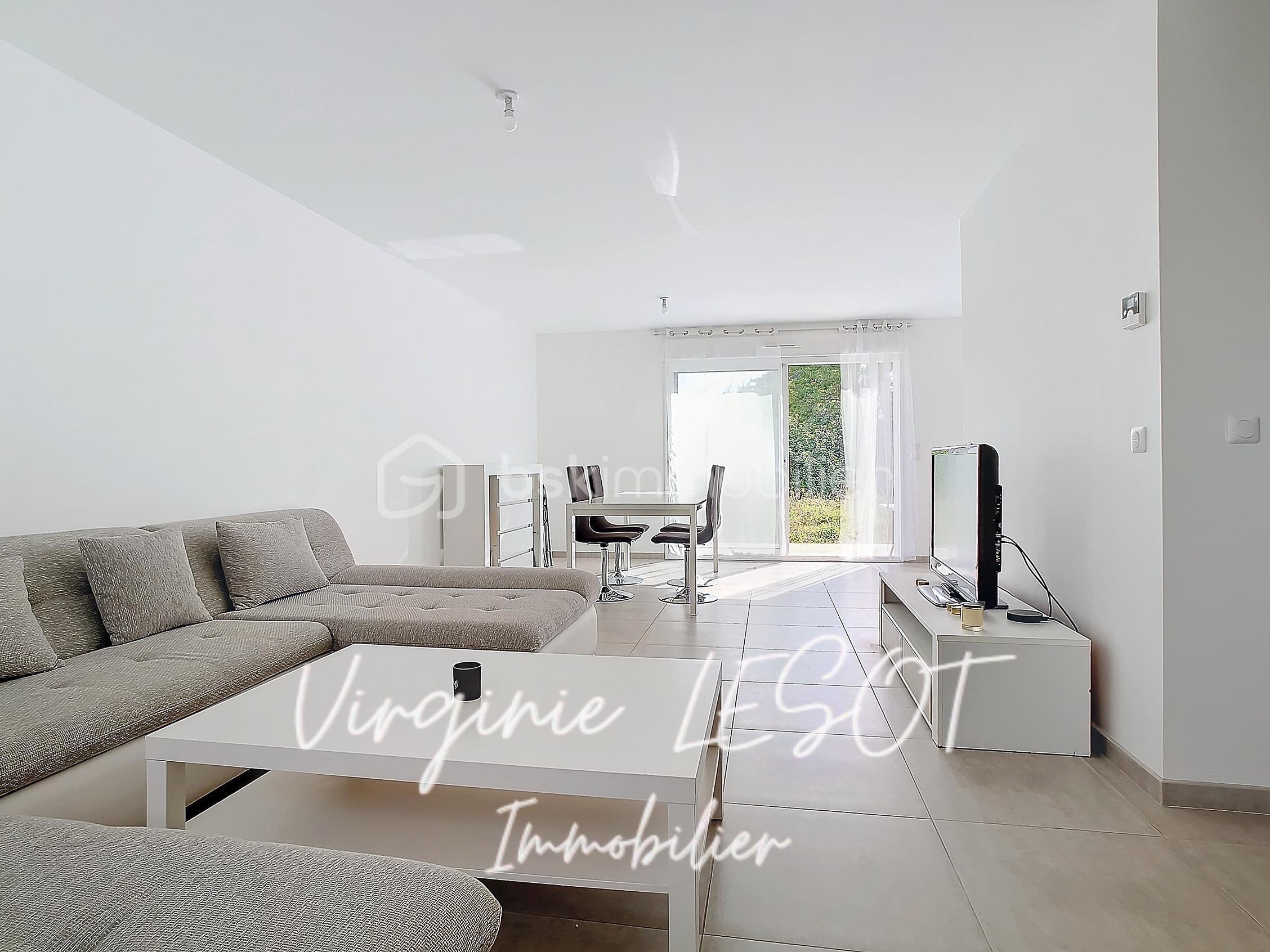 Maison contemporaine de 133 m² - SALON.jpg