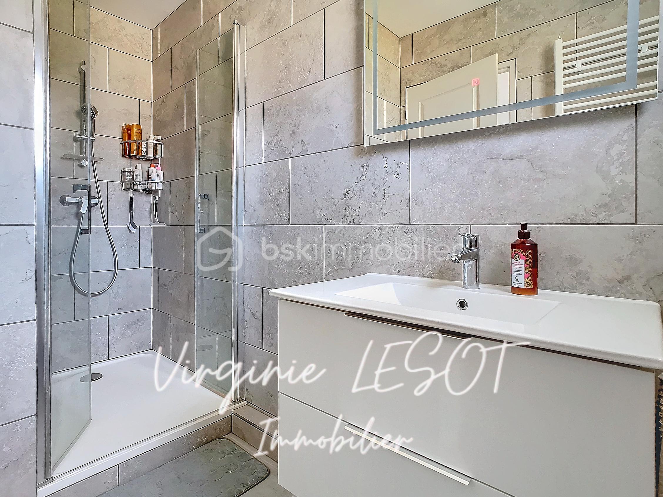 Maison contemporaine de 133 m² - SDE.jpg