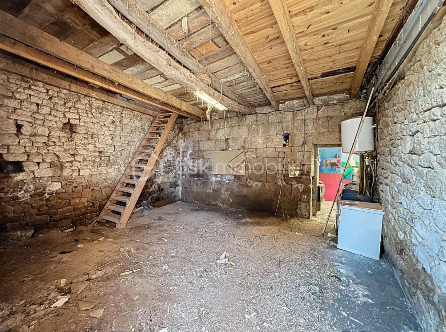 Maison de 220 m² - 09c0a5f0b099726-1.jpg