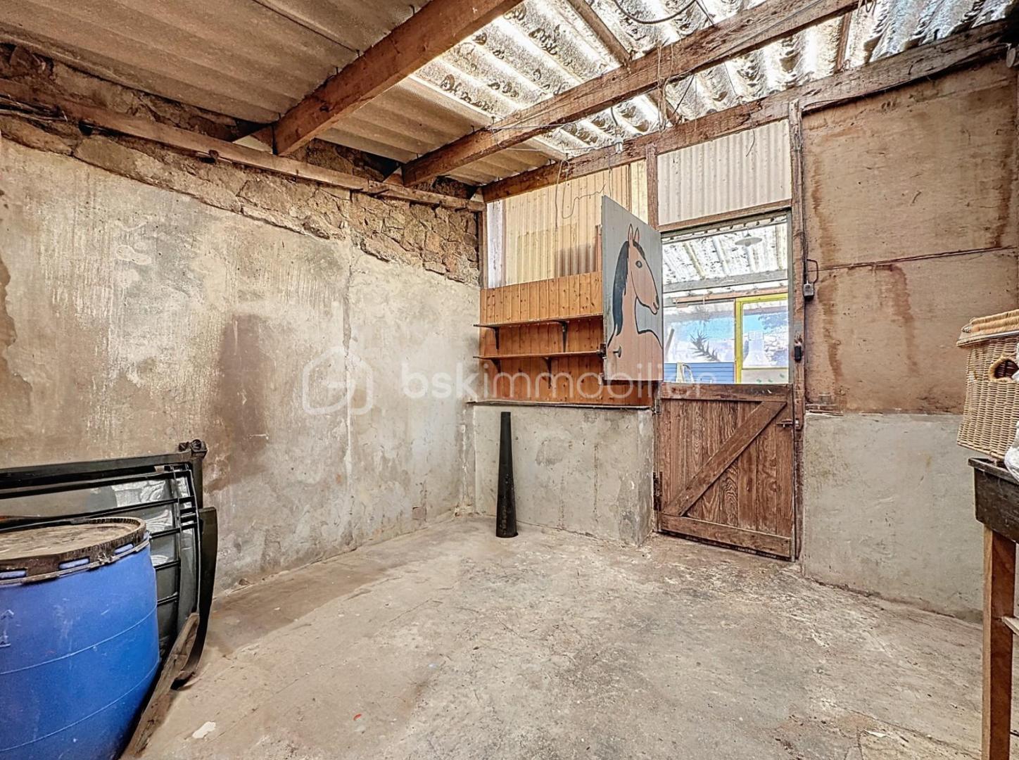 Maison de 220 m² - fe0f1a2a6062a92-1.jpg