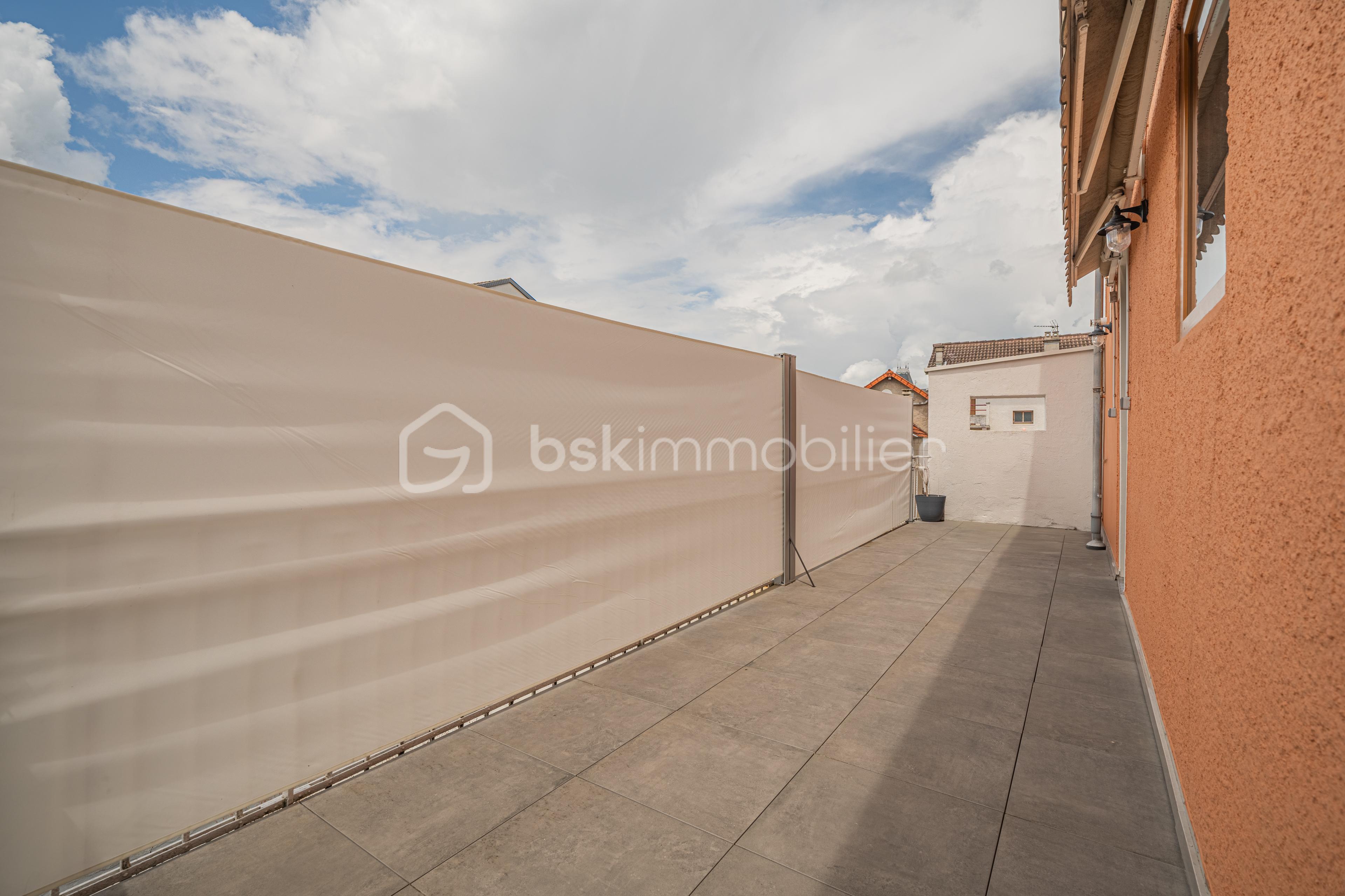 Appartement de 85,51 m² - A7406754-HDR-Modifier.jpg