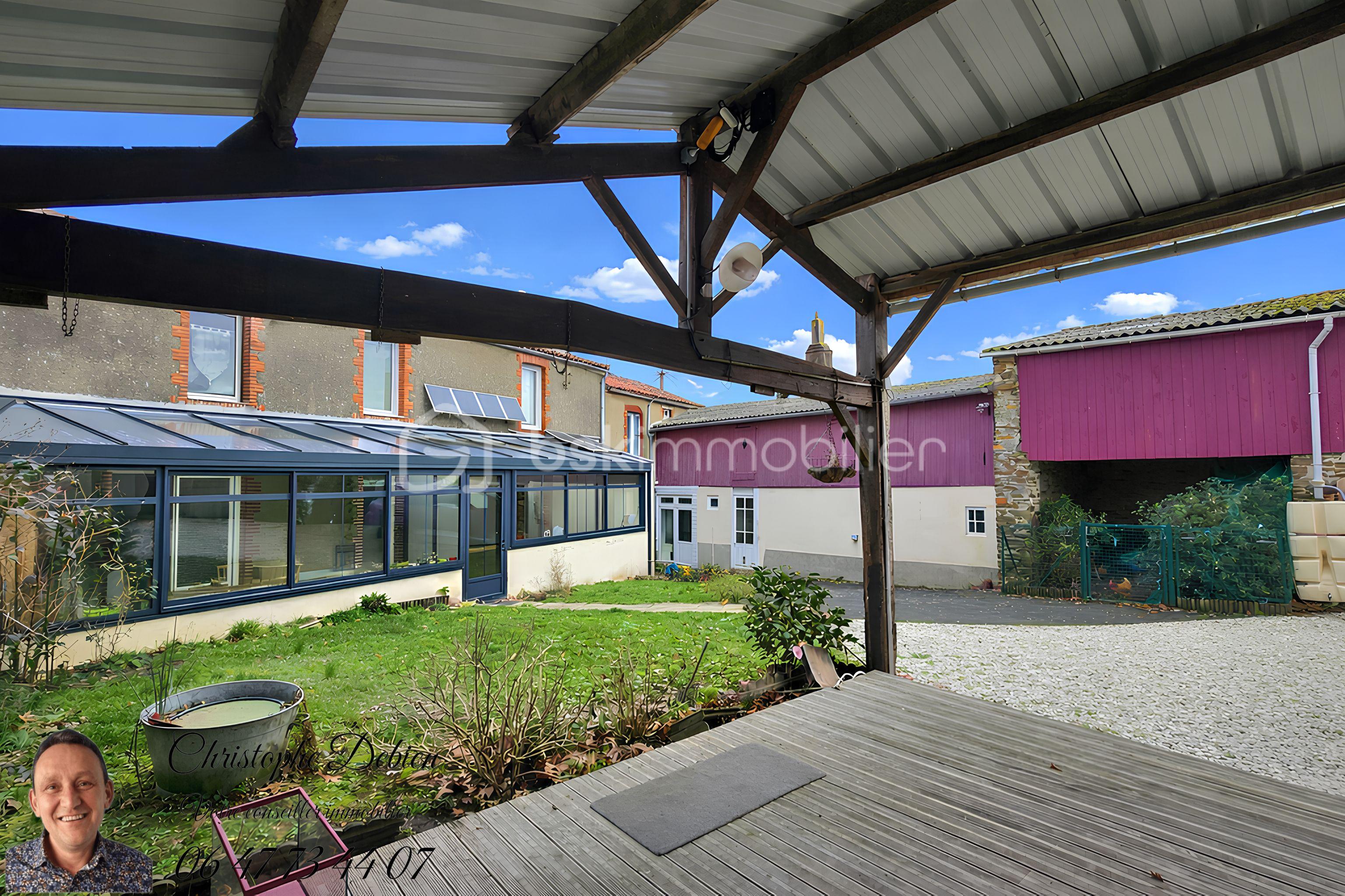 Maison de ville de 221 m² - image (19).jpg