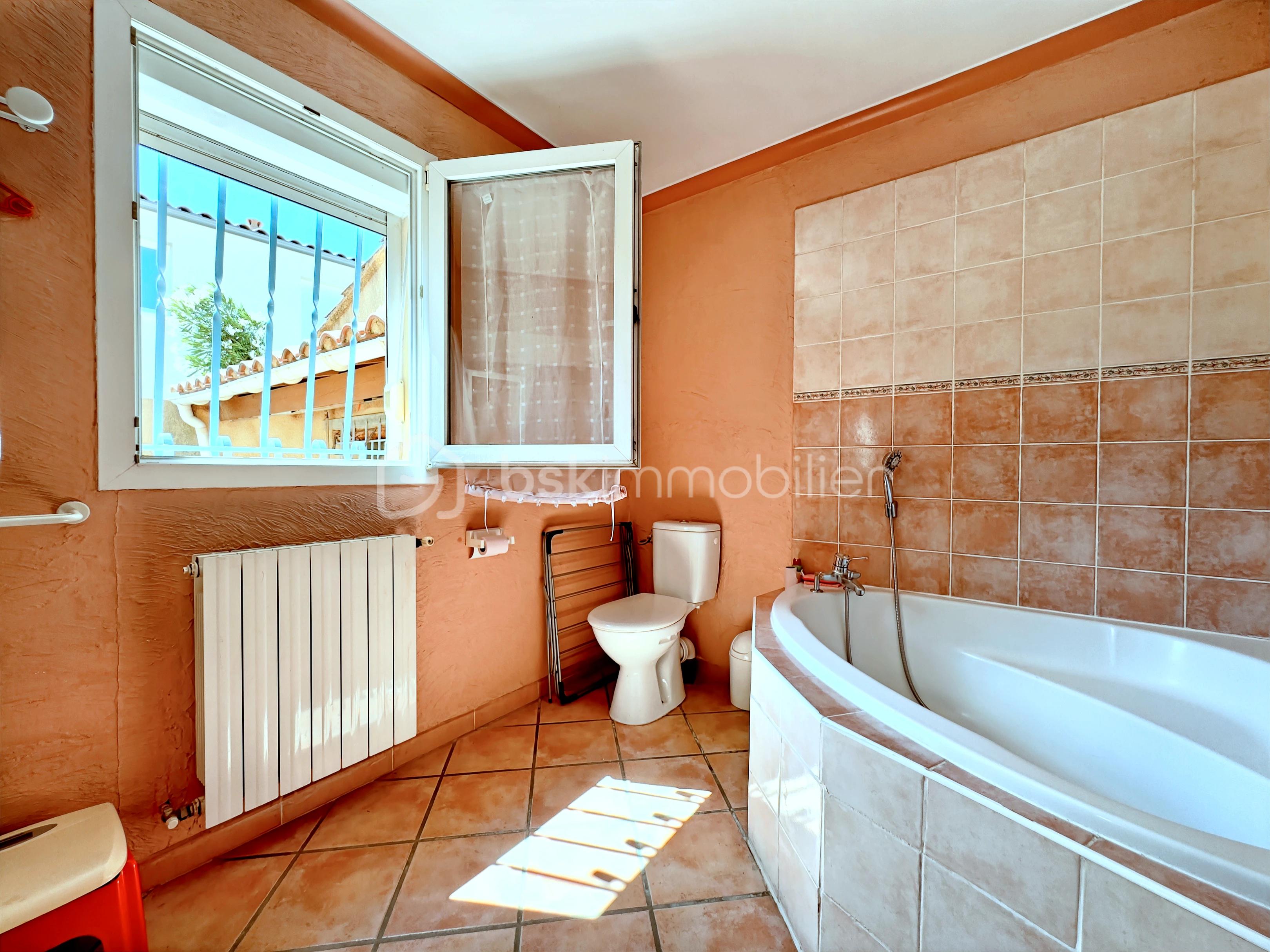 Maison de ville de 117 m² - liloo-downloaderRGh5wX