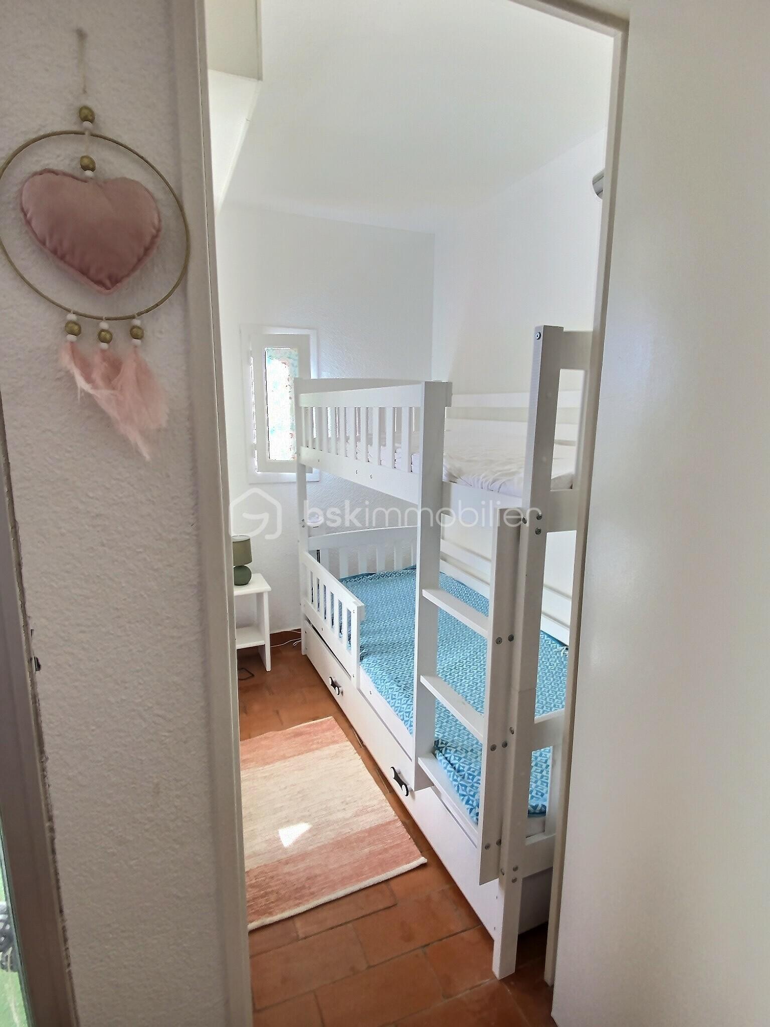Appartement de 23 m² - exposio_133020823.jpg