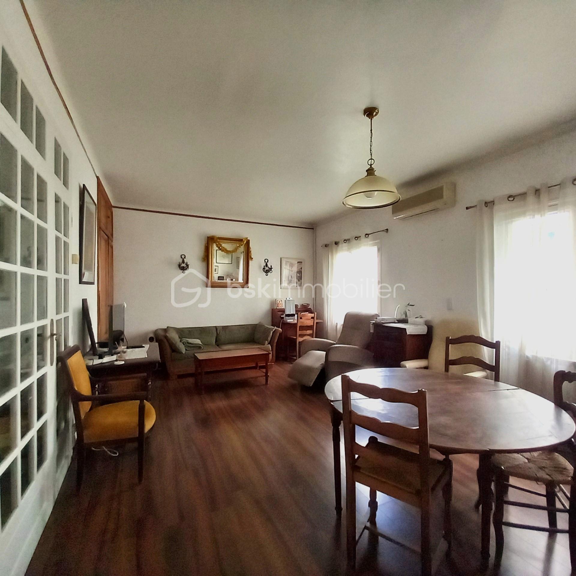 Maison de ville de 163 m² - 20250919_104405.jpg