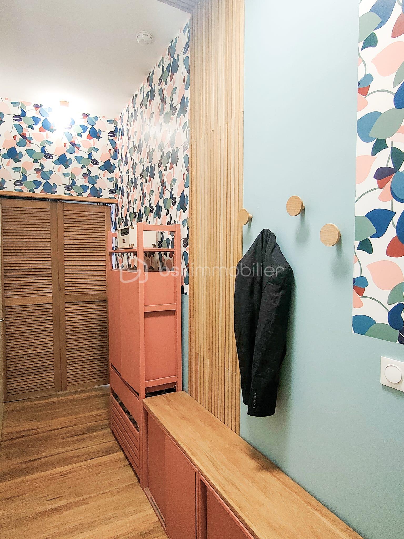 Appartement de 72,46 m² - corinne bruno bsk immobililer wattrelos hall.jpg