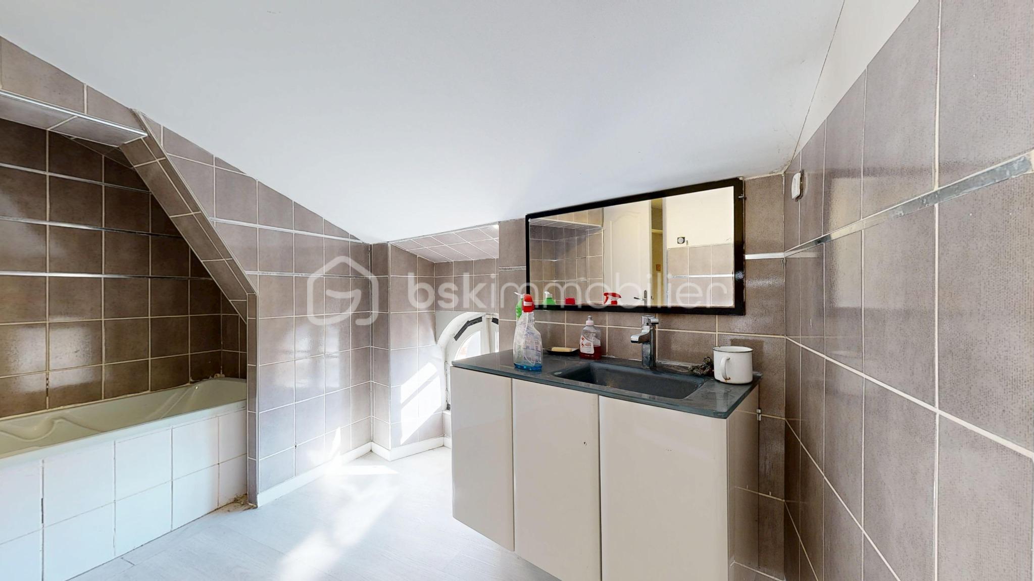 10-salle-de-bains.jpg