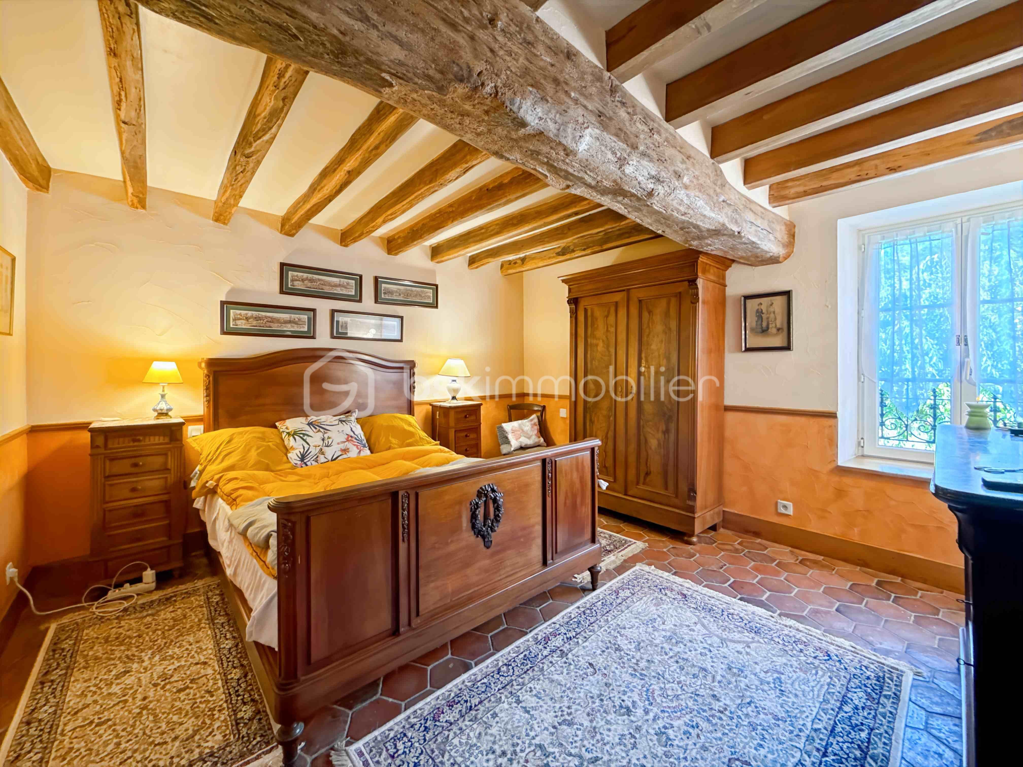 Maison de 257,99 m² - 1LogoPhoto_3_e222.jpg