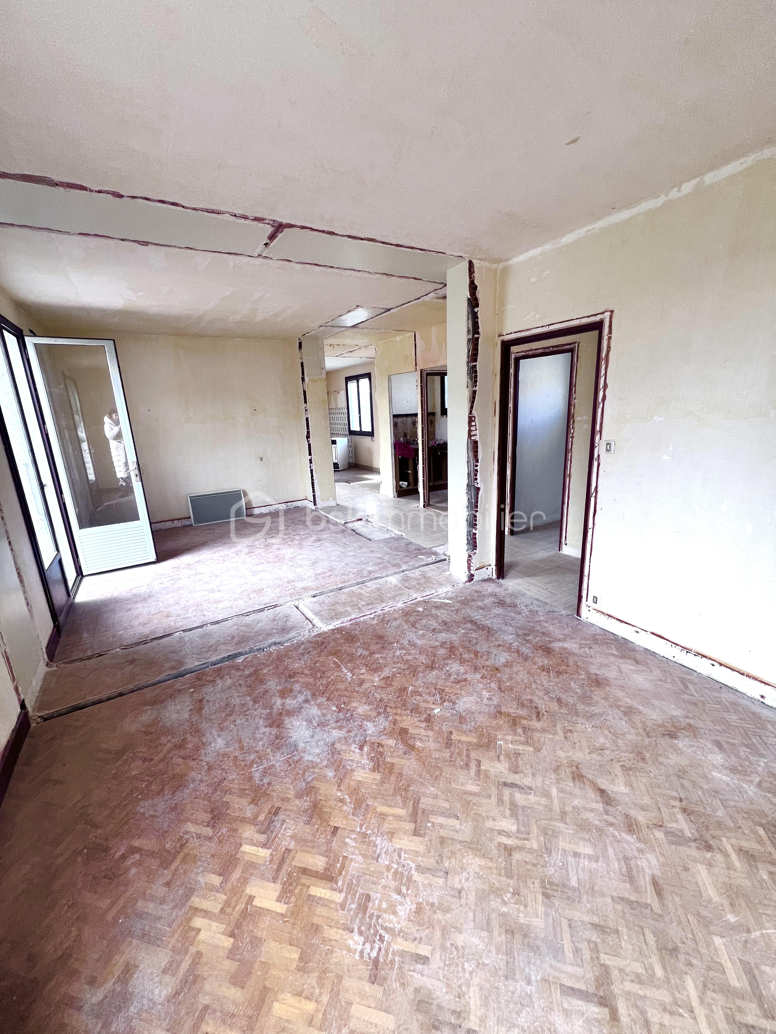 Maison traditionnelle de 200 m² - 56F2B6FB-CF3A-4A5D-9D15-9D70C503BCAB.jpeg