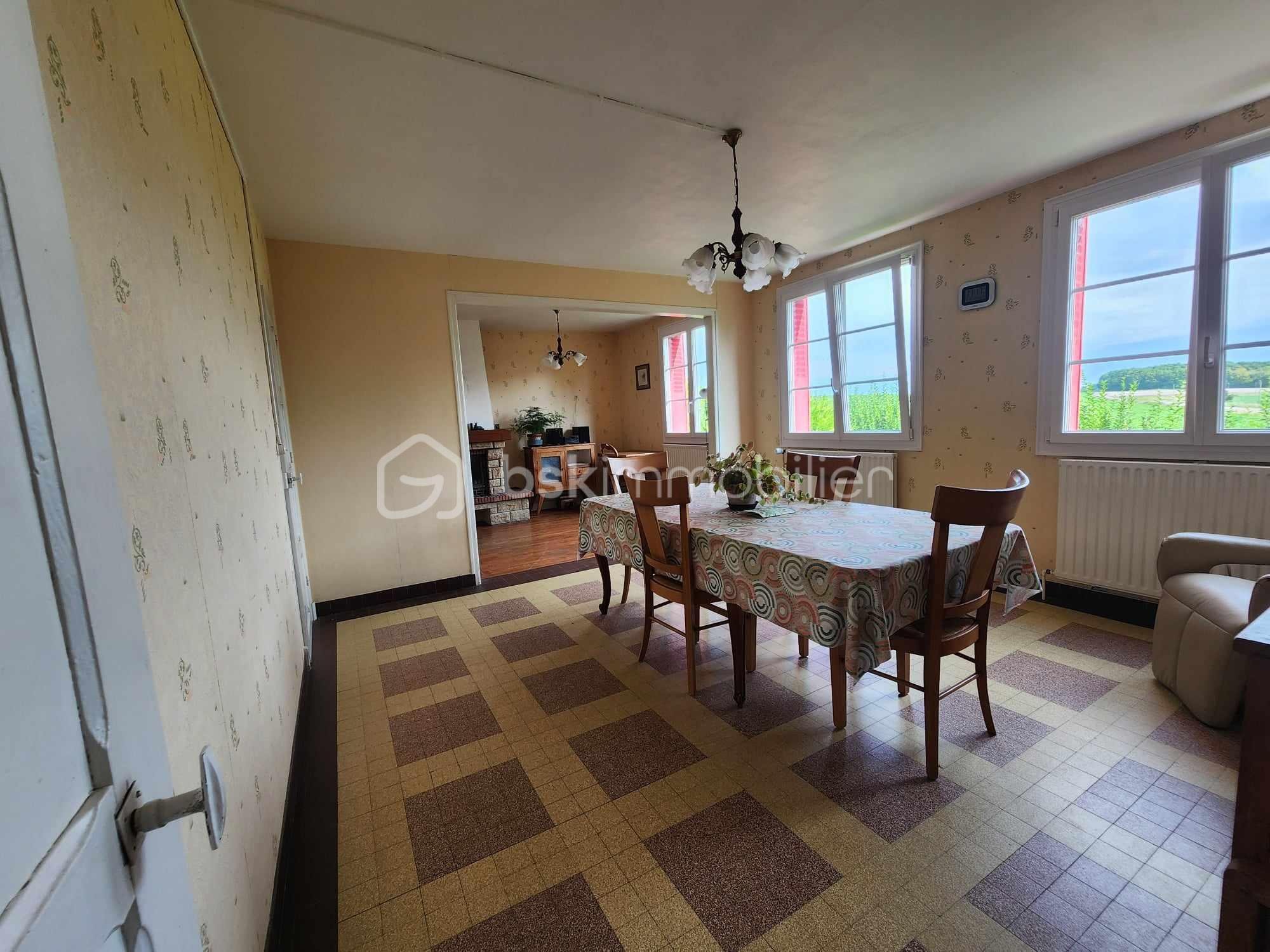 Maison traditionnelle de 137 m² - 457873483_962450095916349_1145383922435379261_n.jpg