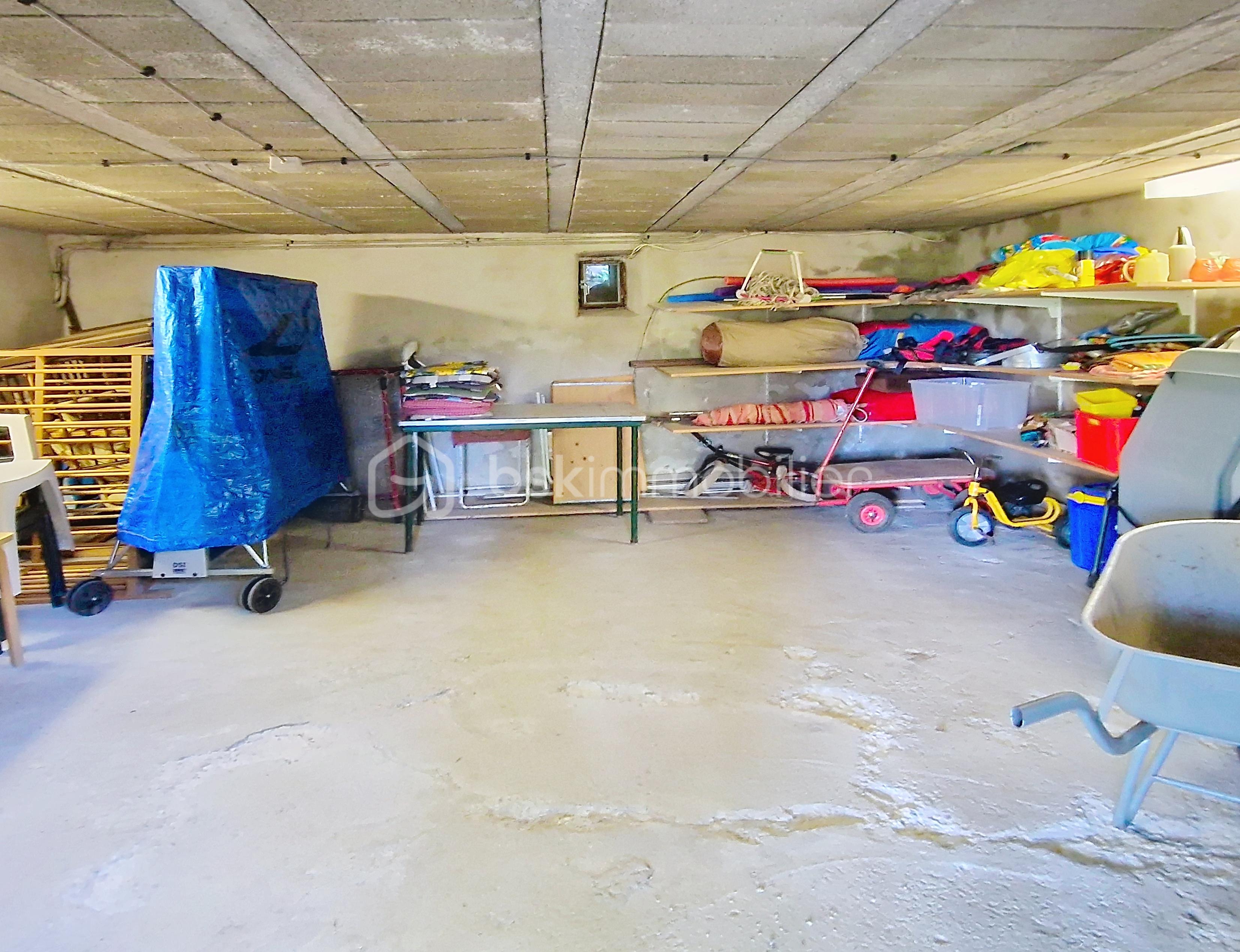 Domaine de 165 m² - demo-tour-10-main-street_00001(4).jpeg