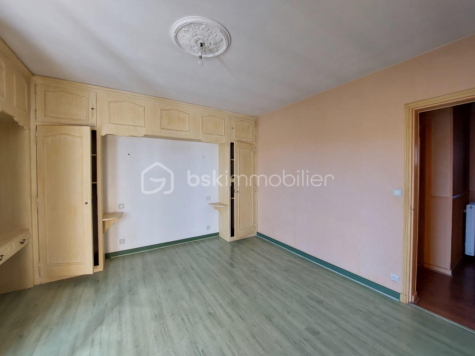 Maison traditionnelle de 300,40 m² - suite 1 bis.jpeg