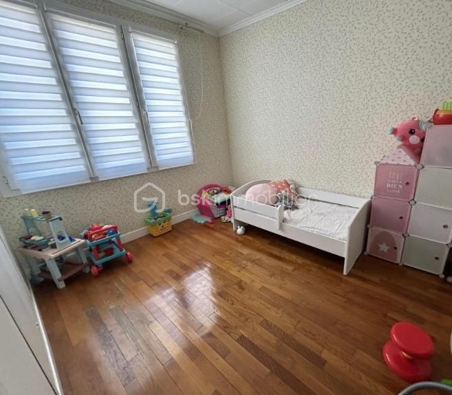 Maison de 139 m² - thumbnail_IMG_7302.jpg
