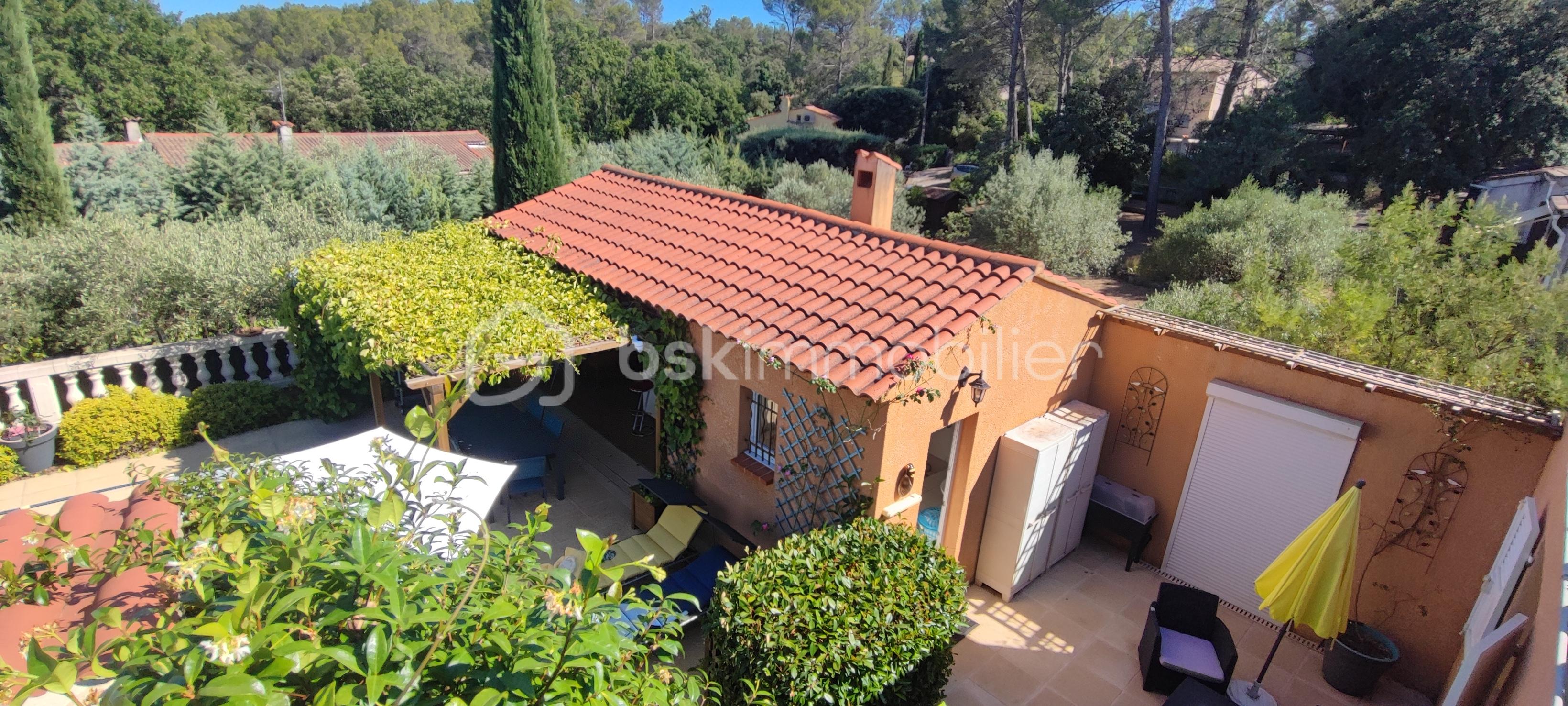 Demeure de 160 m² - Daguebert vue aerienne pool H.jpg