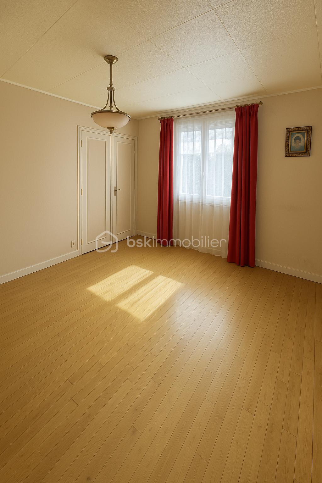 Maison de 473 m² - 56976DB2-84FE-4E38-B32B-1E94EDE658D7.png