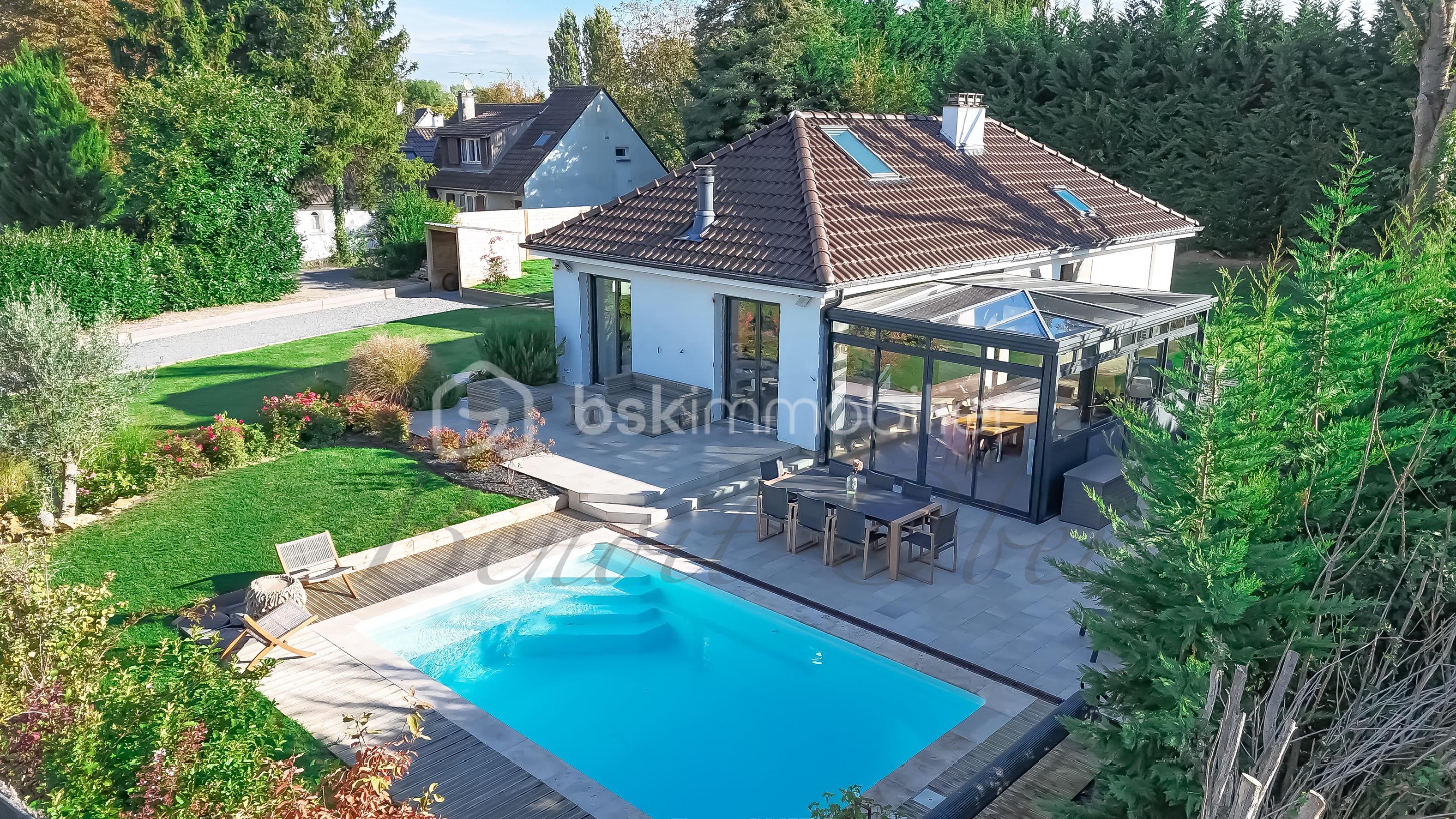 Maison de 135 m² - dji_fly_20251002_103744_0260_1759394513618_photo.jpeg