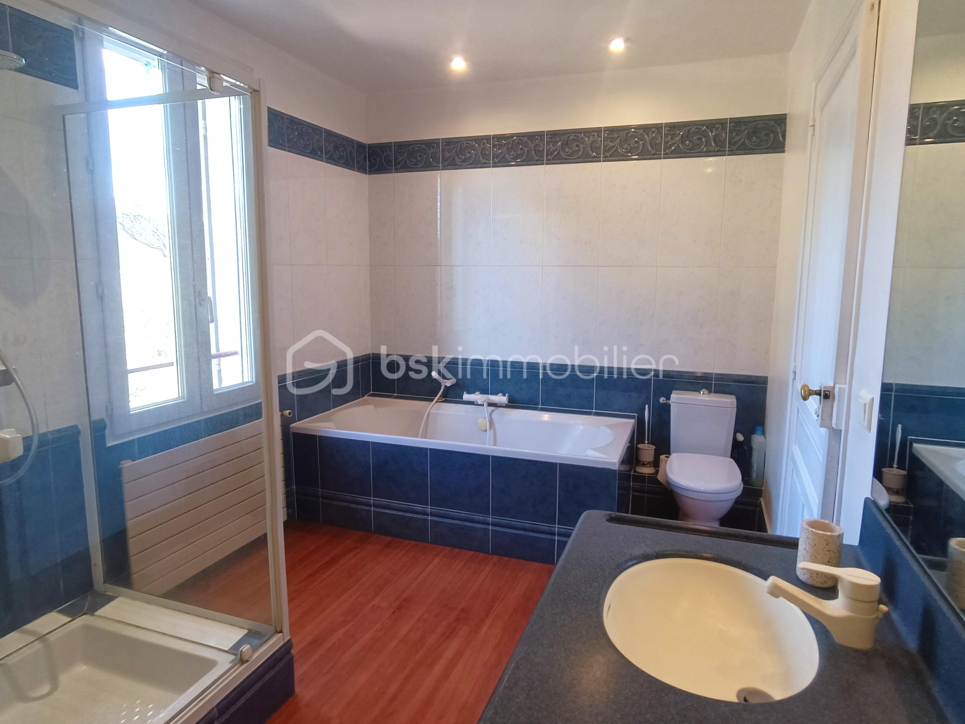 Maison de ville de 276,20 m² - Maison_Condom_investisseur_piscine_rentabilite_gers_cesar_carvalho_025.jpg