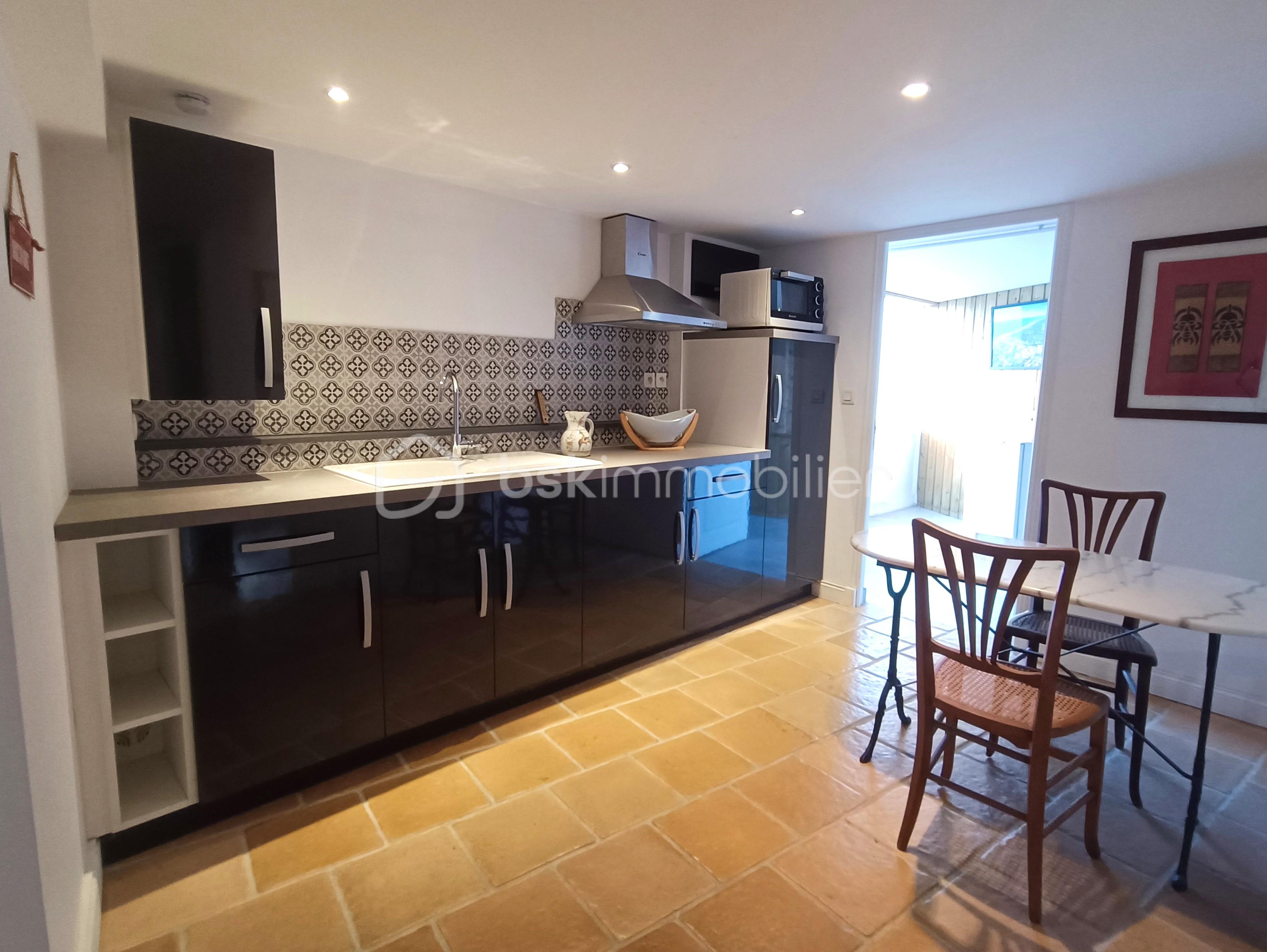 Maison de ville de 276,20 m² - Maison_Condom_investisseur_piscine_rentabilite_gers_cesar_carvalho_029.jpg