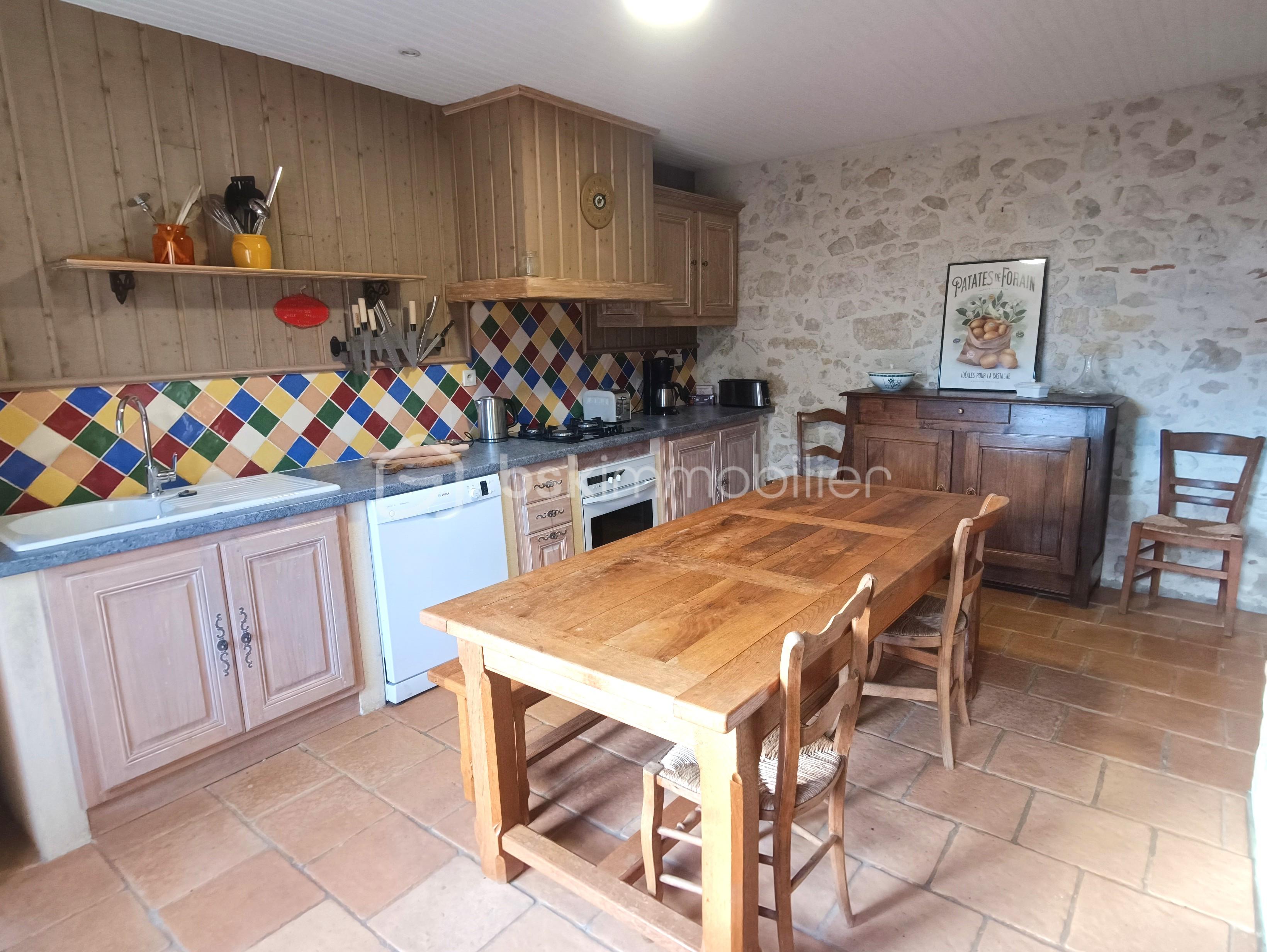 Maison de ville de 276,20 m² - Maison_Condom_investisseur_piscine_rentabilite_gers_cesar_carvalho_032.jpg