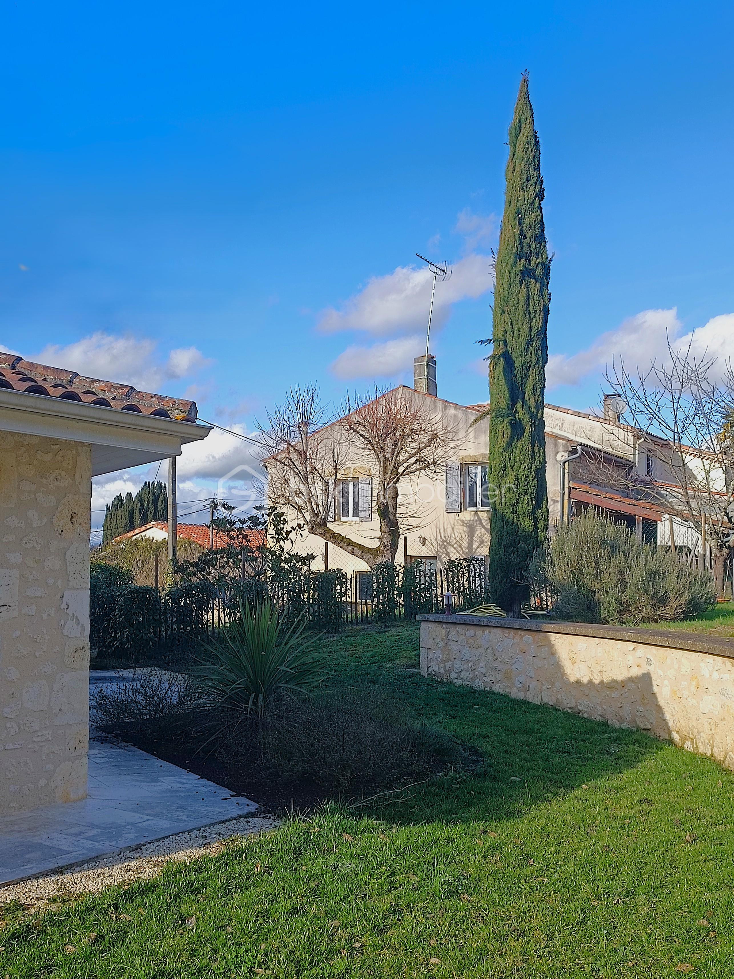 Maison de ville de 276,20 m² - Maison_Condom_investisseur_piscine_rentabilite_gers_cesar_carvalho_02.jpg