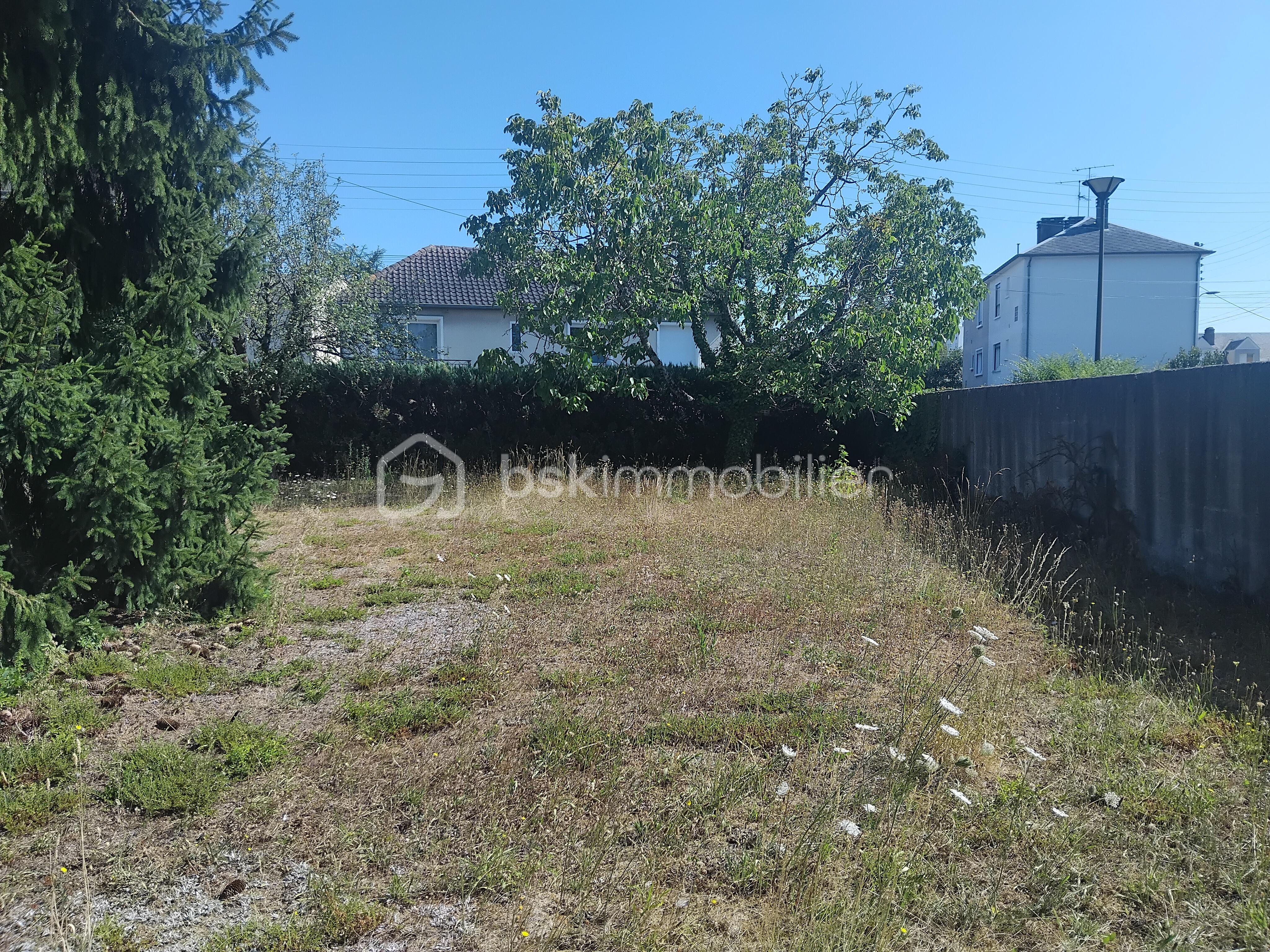 Terrain 614 m² · à Fleury-les-Aubrais · 614 m² · 105 000 €