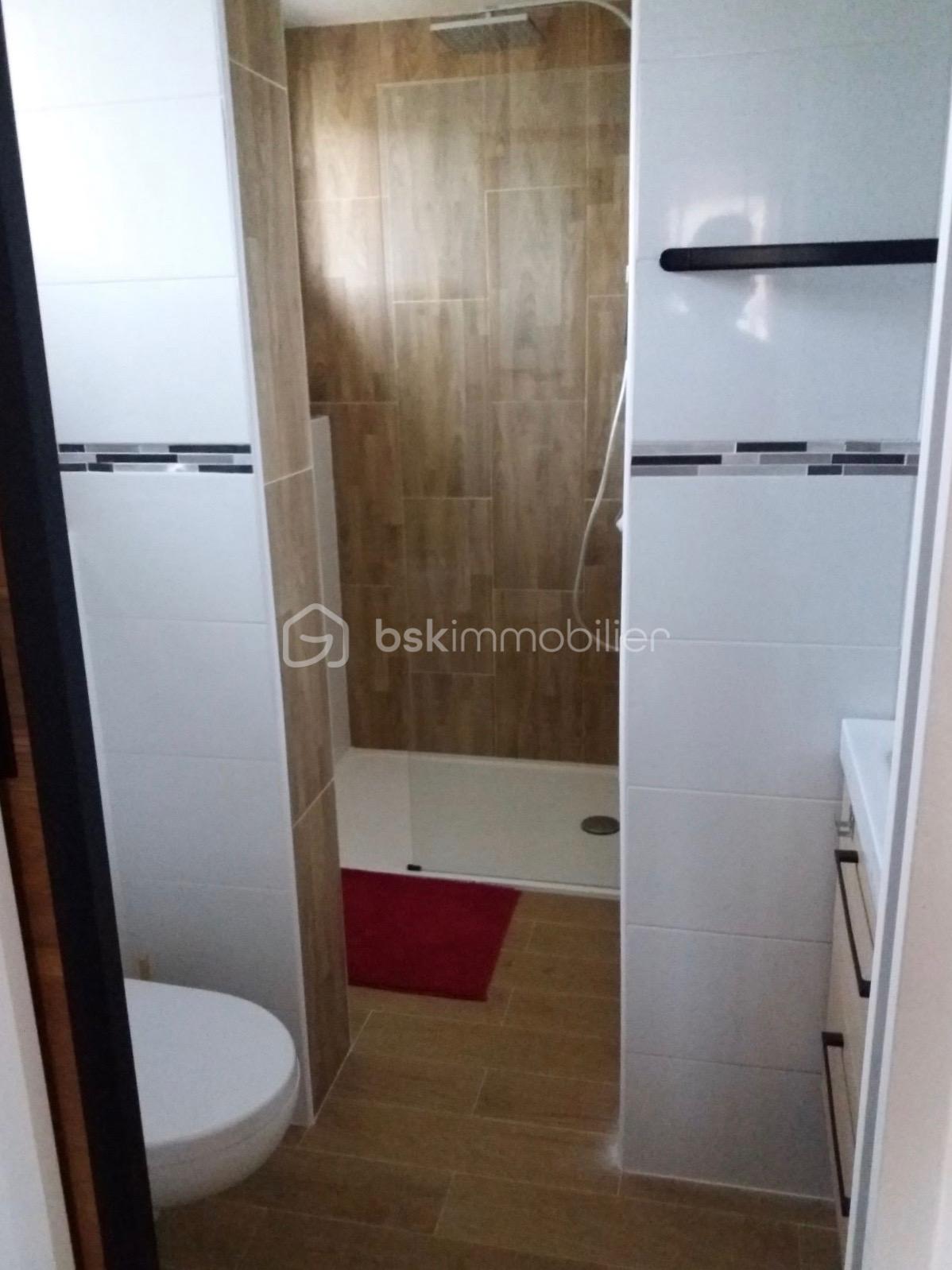 Villa de 180 m² - SALLE D EAU 2 - 1.jpg