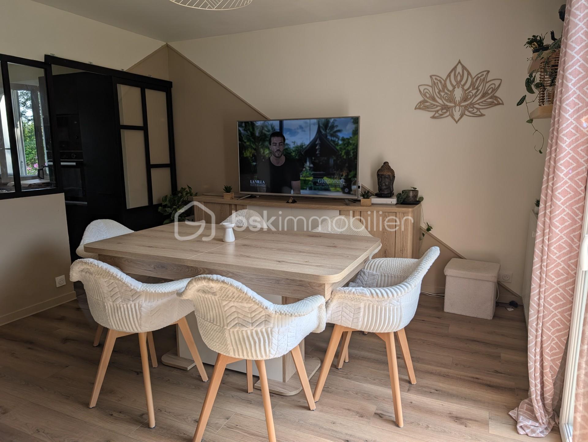Maison de 81 m² - Salon 2 Ok.jpg