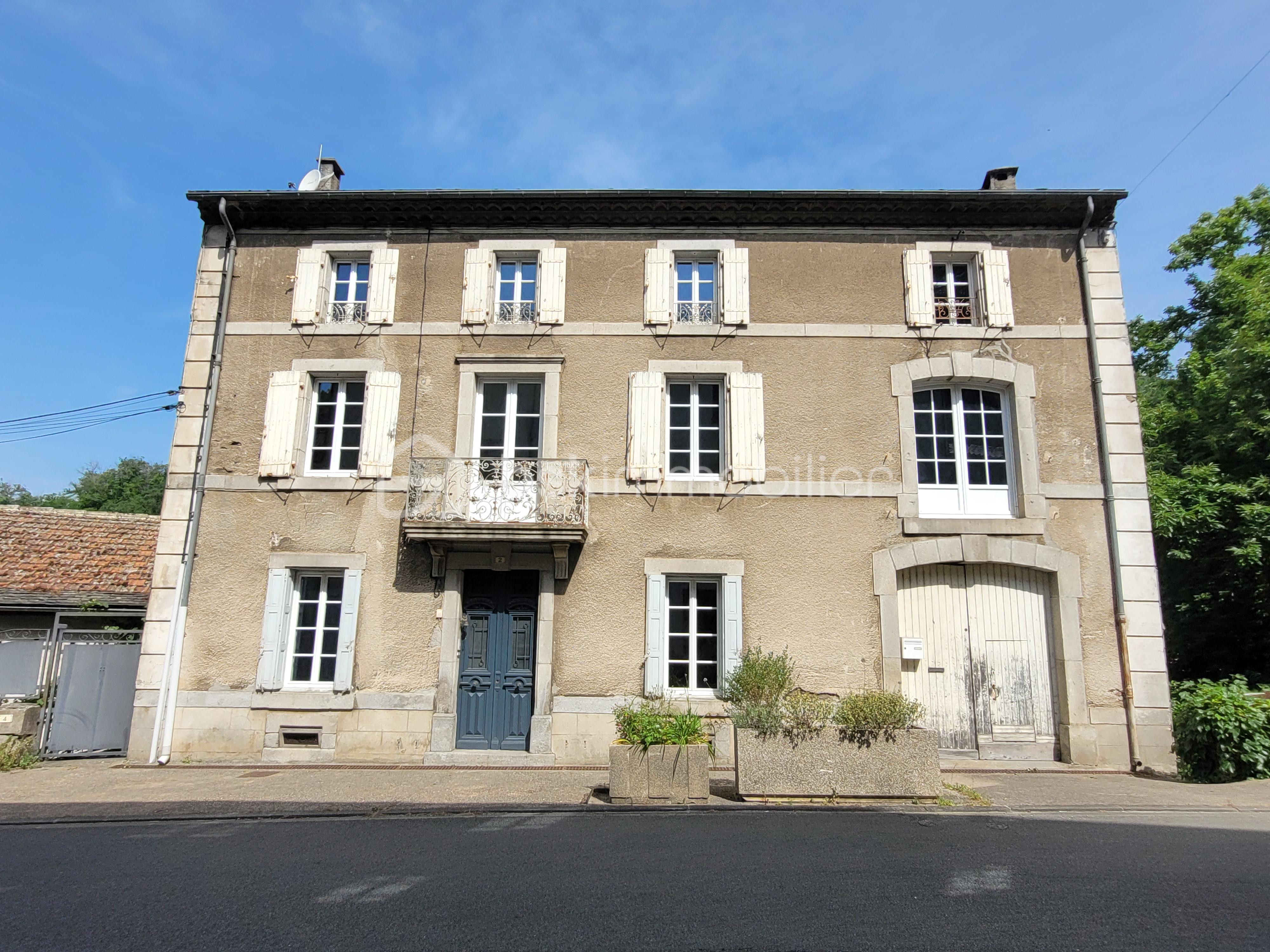 Maison de 304 m² - CUXAC MAISON JUIN 2025 08.jpg
