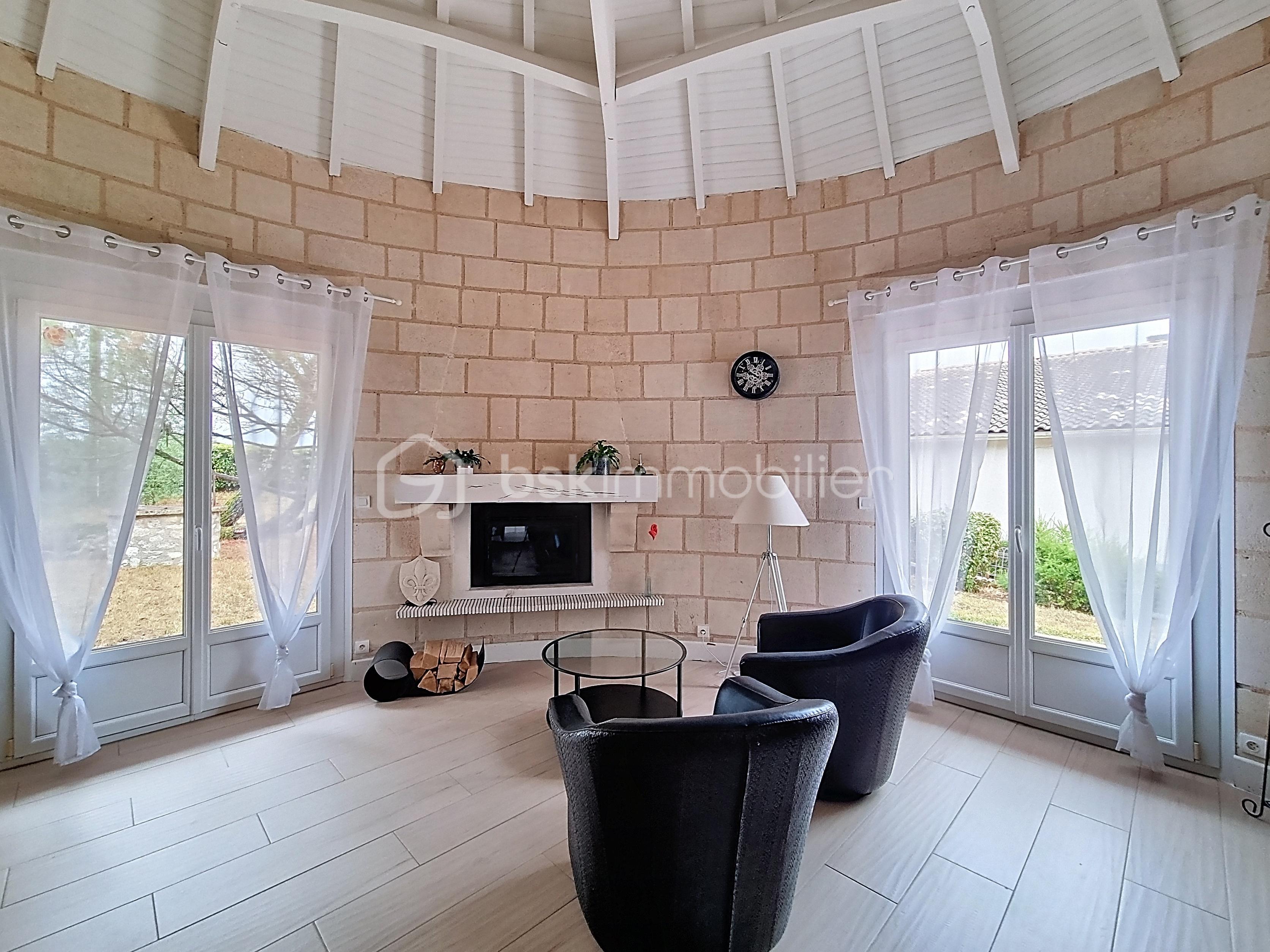 Maison d architecte de 291 m² - petit_00008.jpg