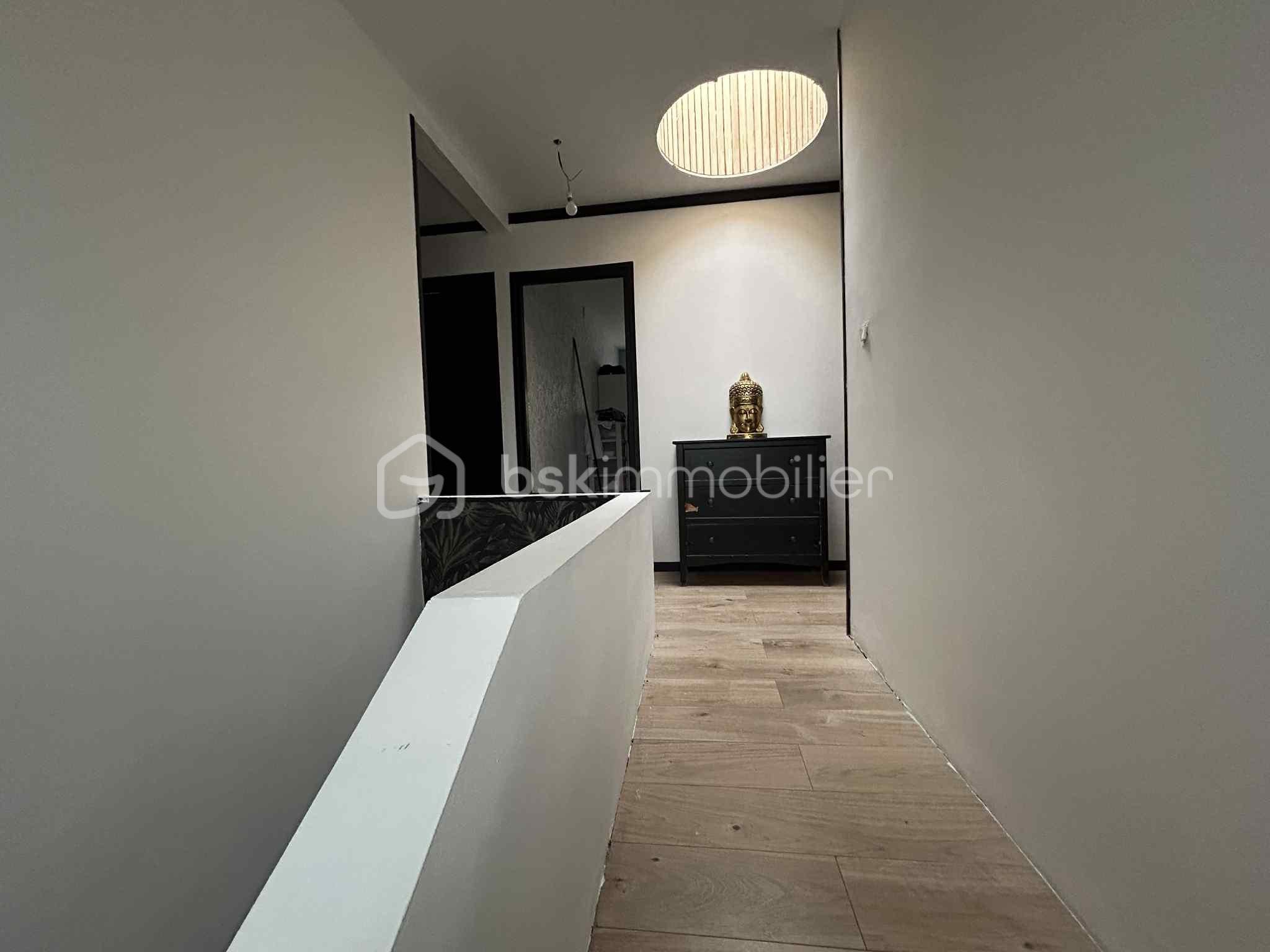 Maison de ville de 225 m² - Image-1 (10).jpg